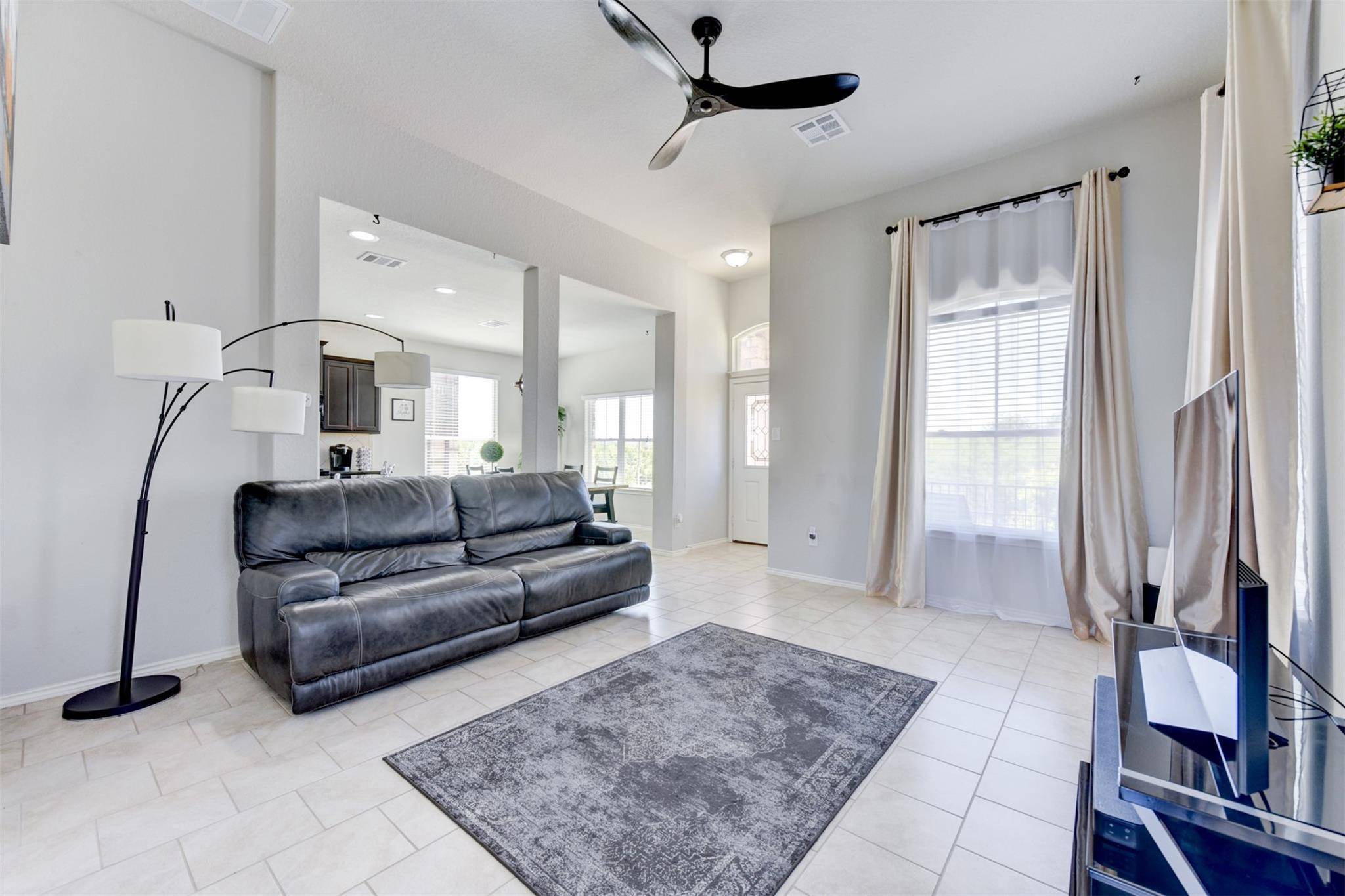 San Marcos, TX 78666,4025 Skylark LN