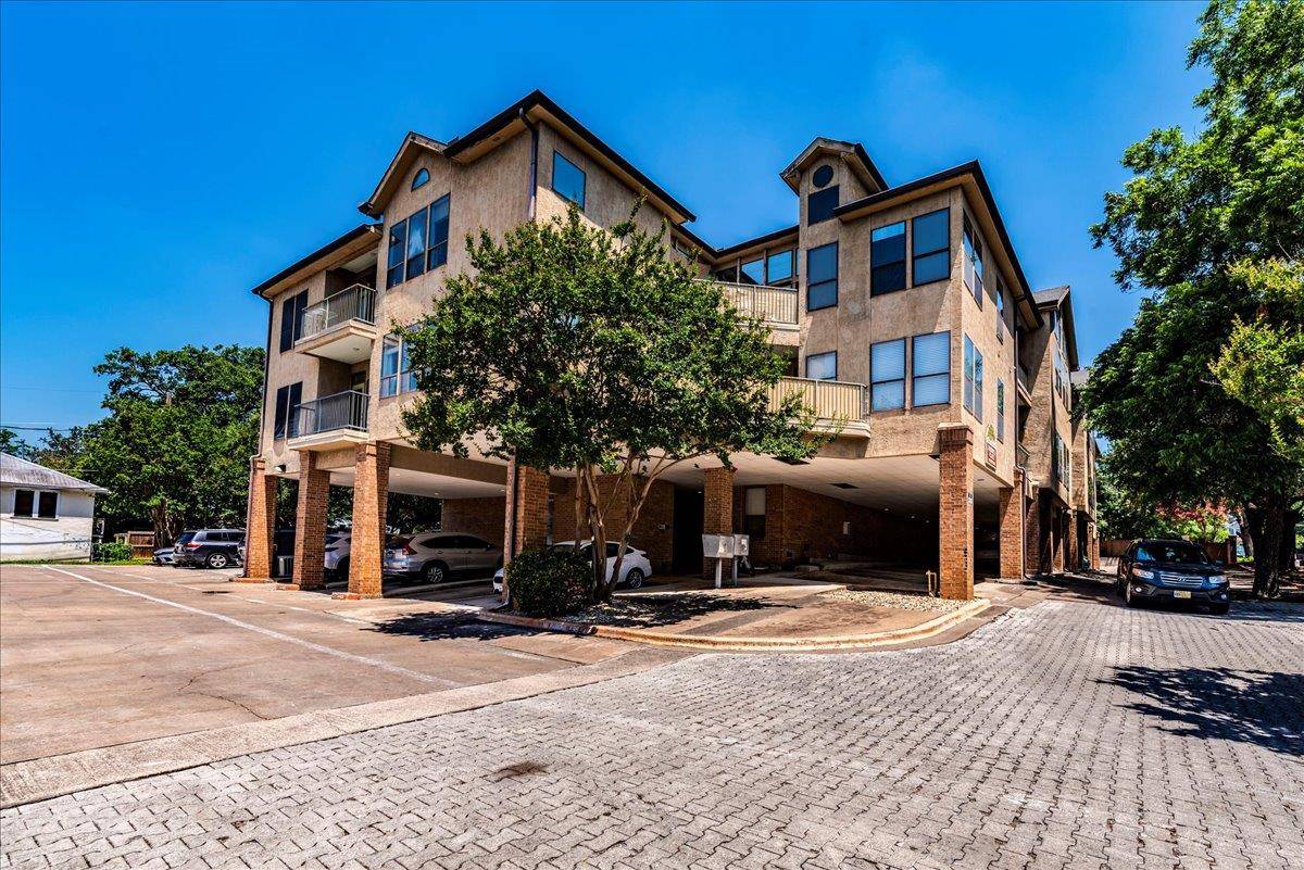 Austin, TX 78705,1910 Robbins PL #104