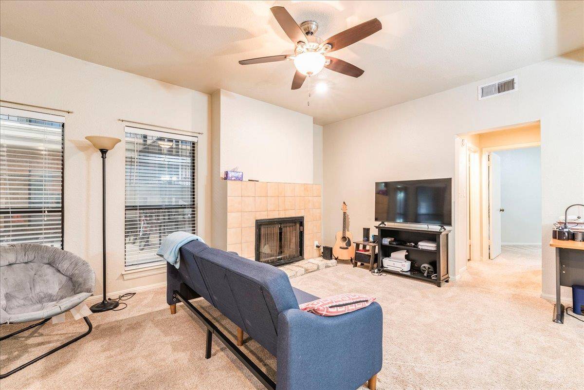 Austin, TX 78705,1910 Robbins PL #104
