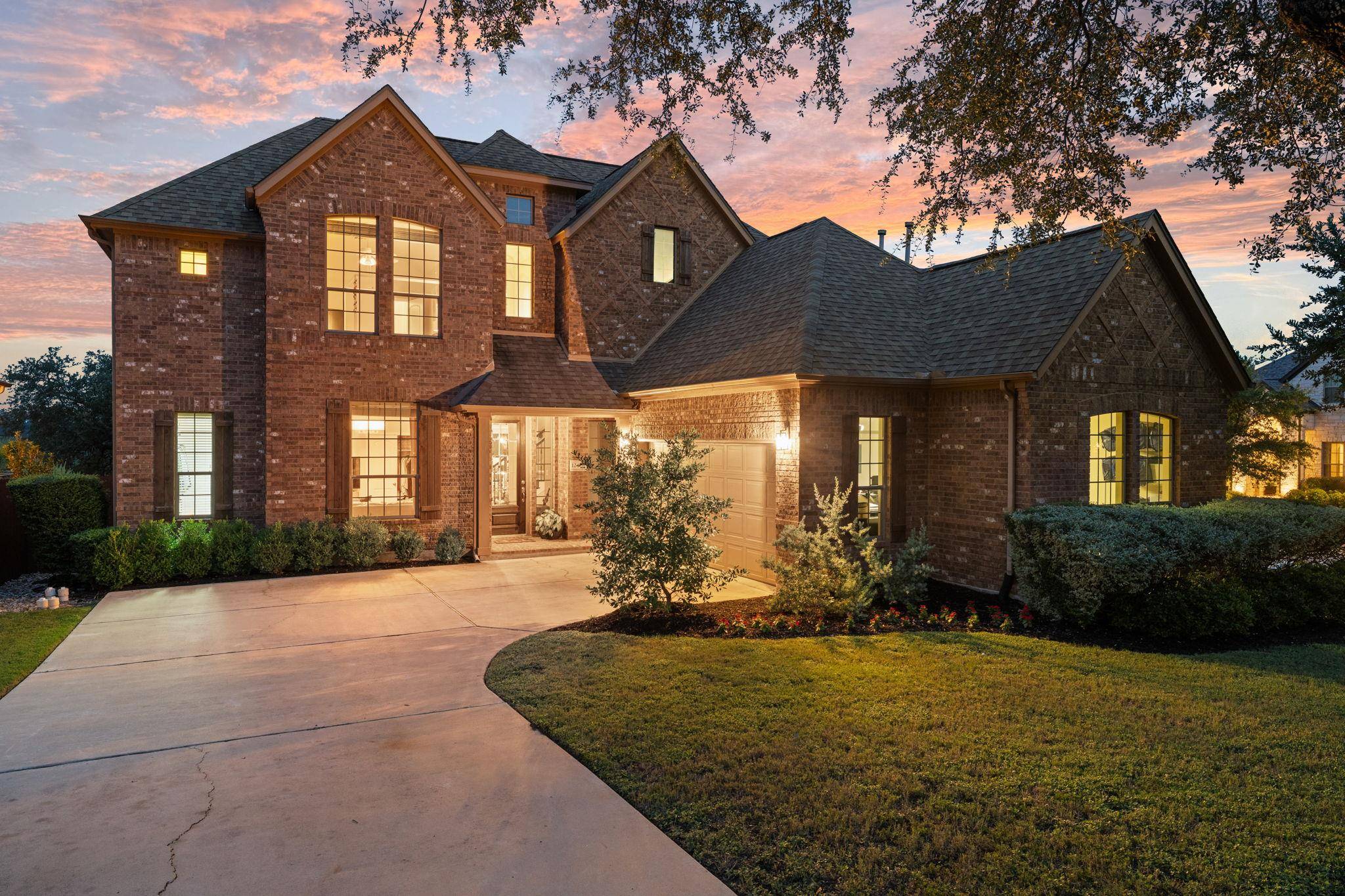 Austin, TX 78732,12417 Mediterra PL