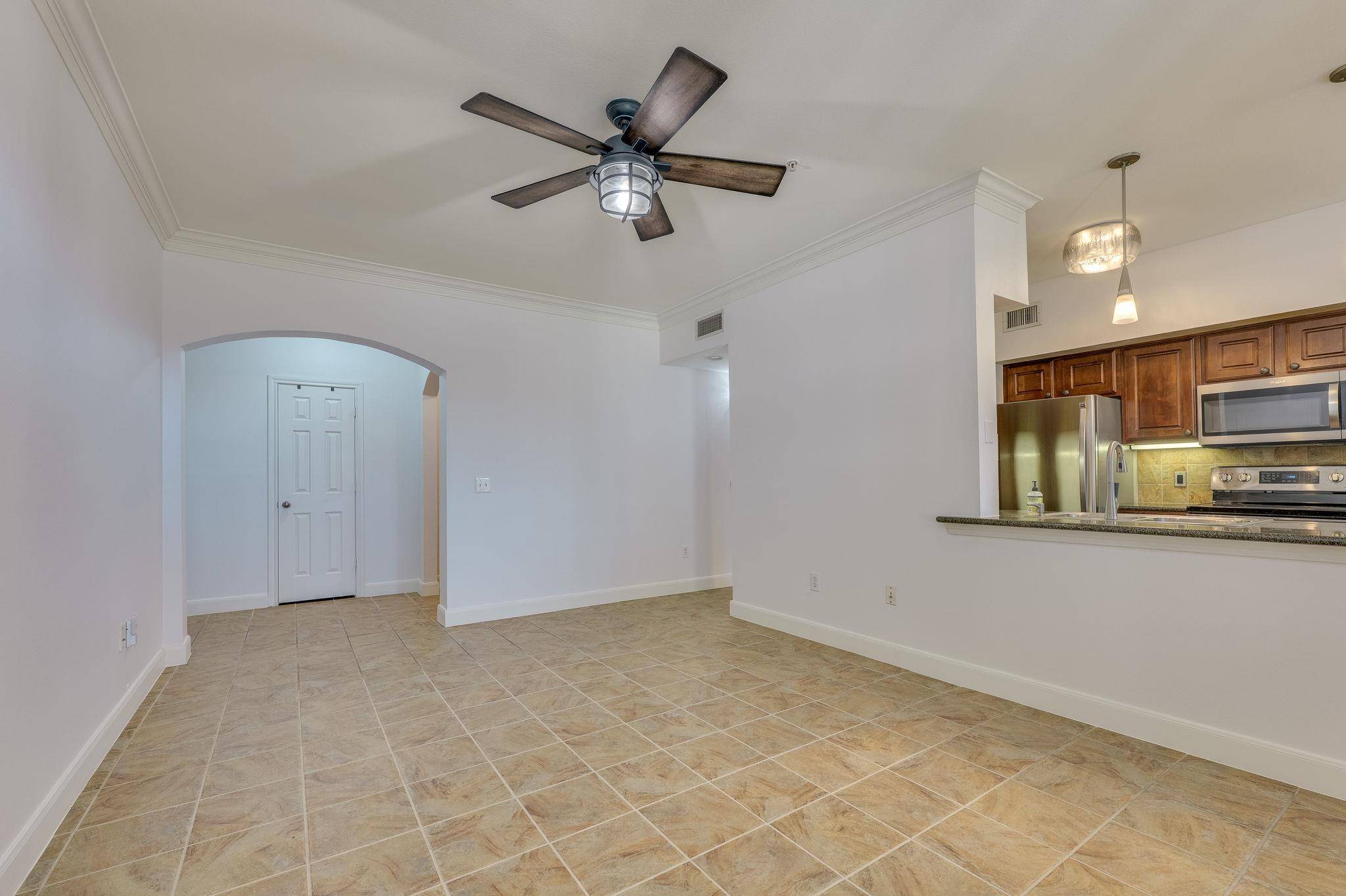 Austin, TX 78735,7701 Rialto BLVD #1116