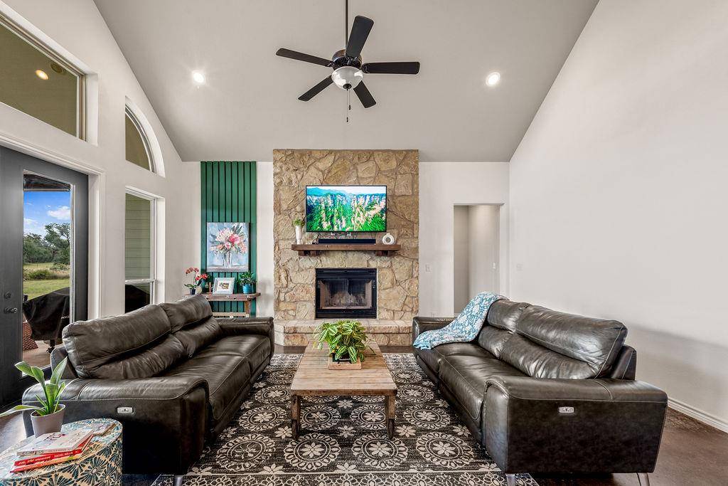 San Marcos, TX 78666,8054 Stone Mountain TRL
