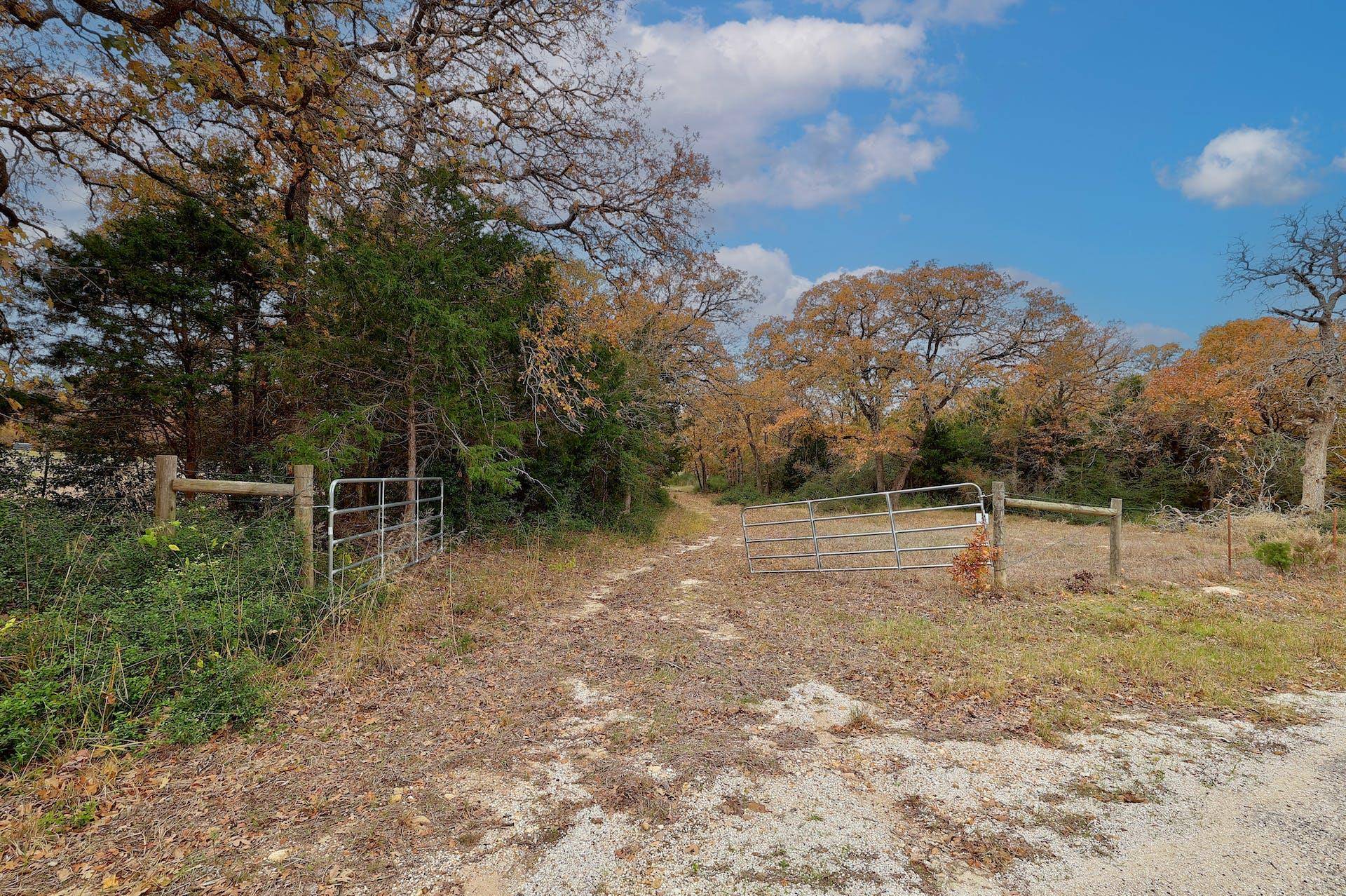 Thrall, TX 76578,1563 County Road 312 RD
