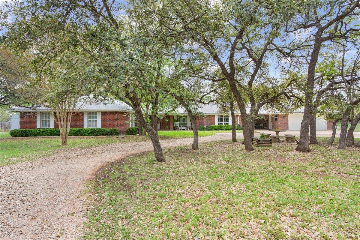 Salado, TX 76571,7511 N Lakeview DR