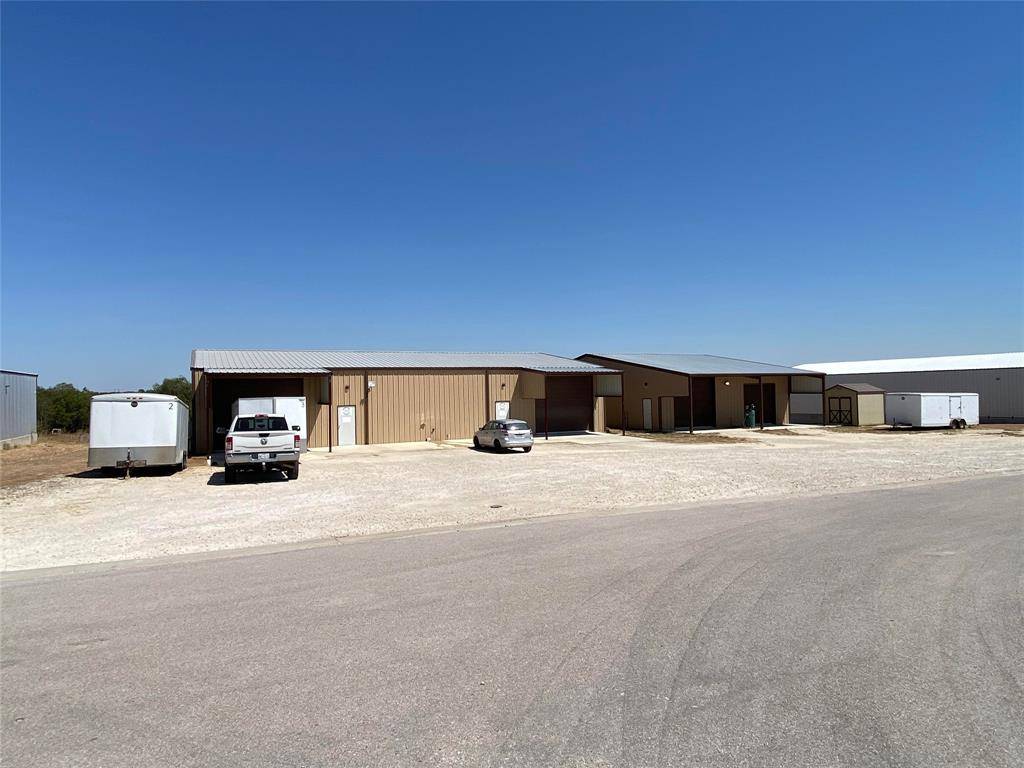 Jarrell, TX 76537,504 LR Williams LN