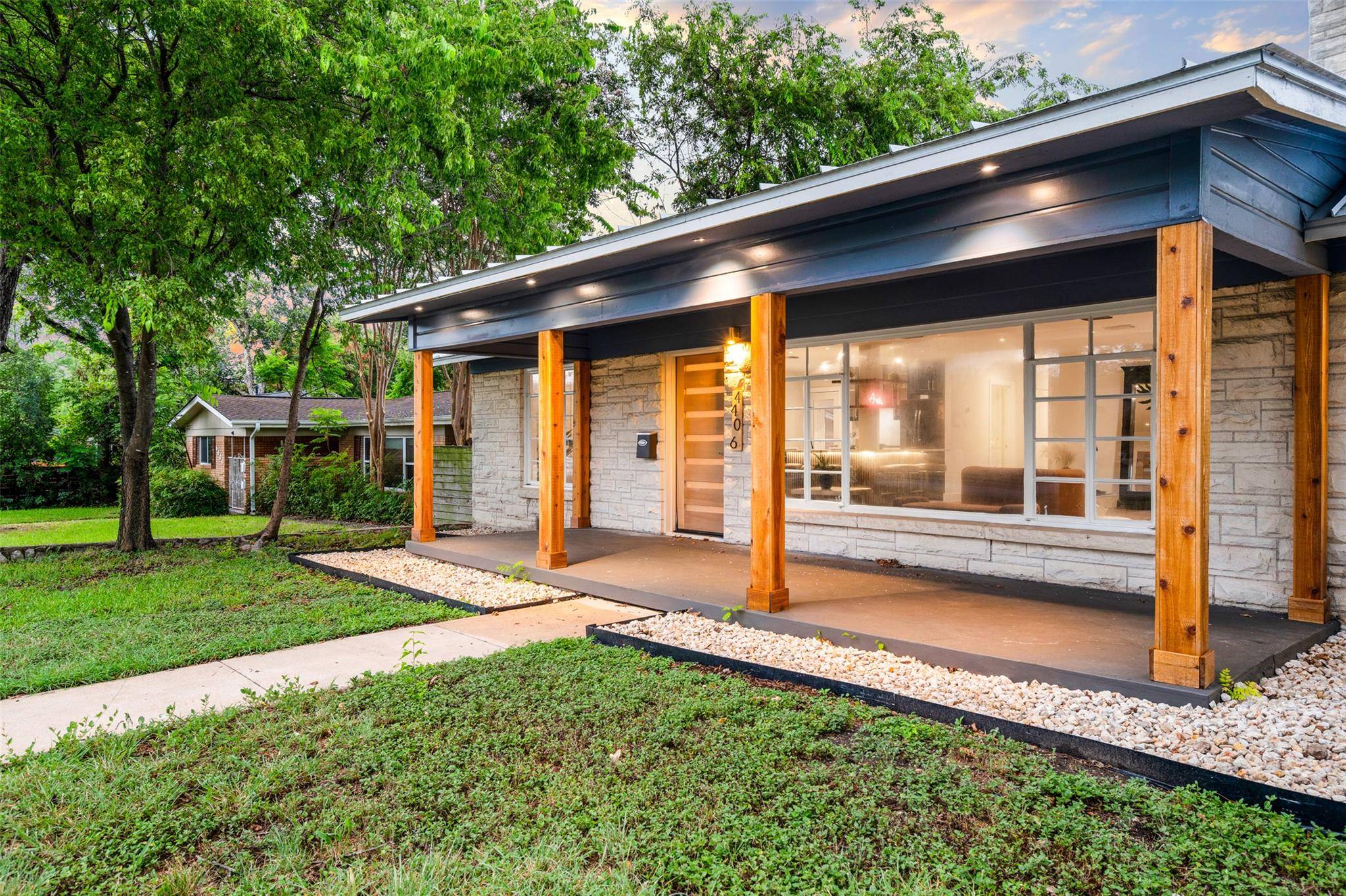 Austin, TX 78722,4406 Airport BLVD