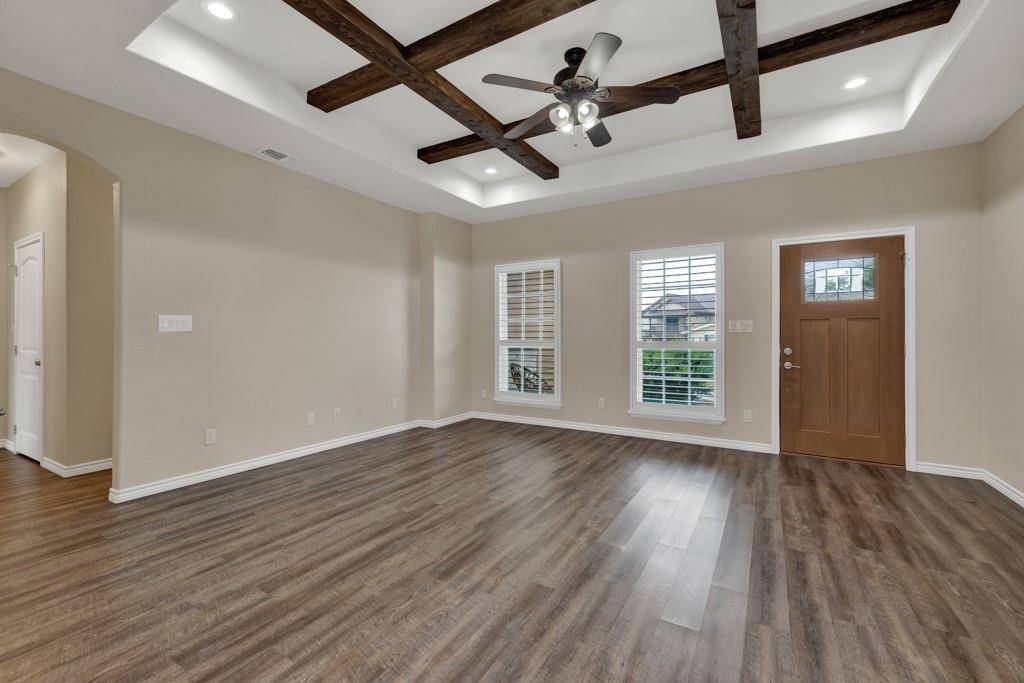 Canyon Lake, TX 78133,596 Riviera DR