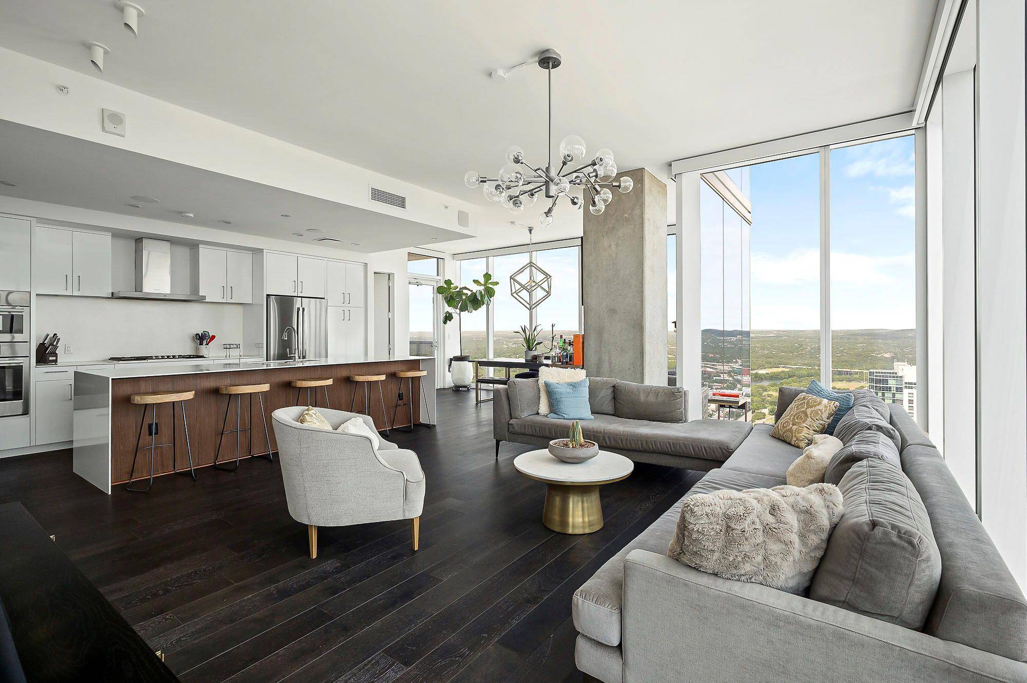 Austin, TX 78701,301 West Ave #4401