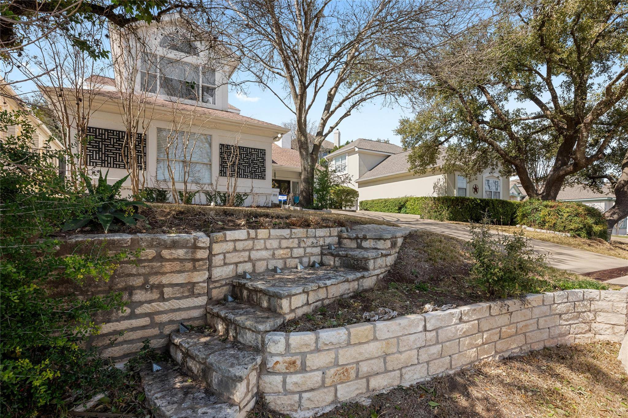 Lakeway, TX 78734,203 Golf Crest LN