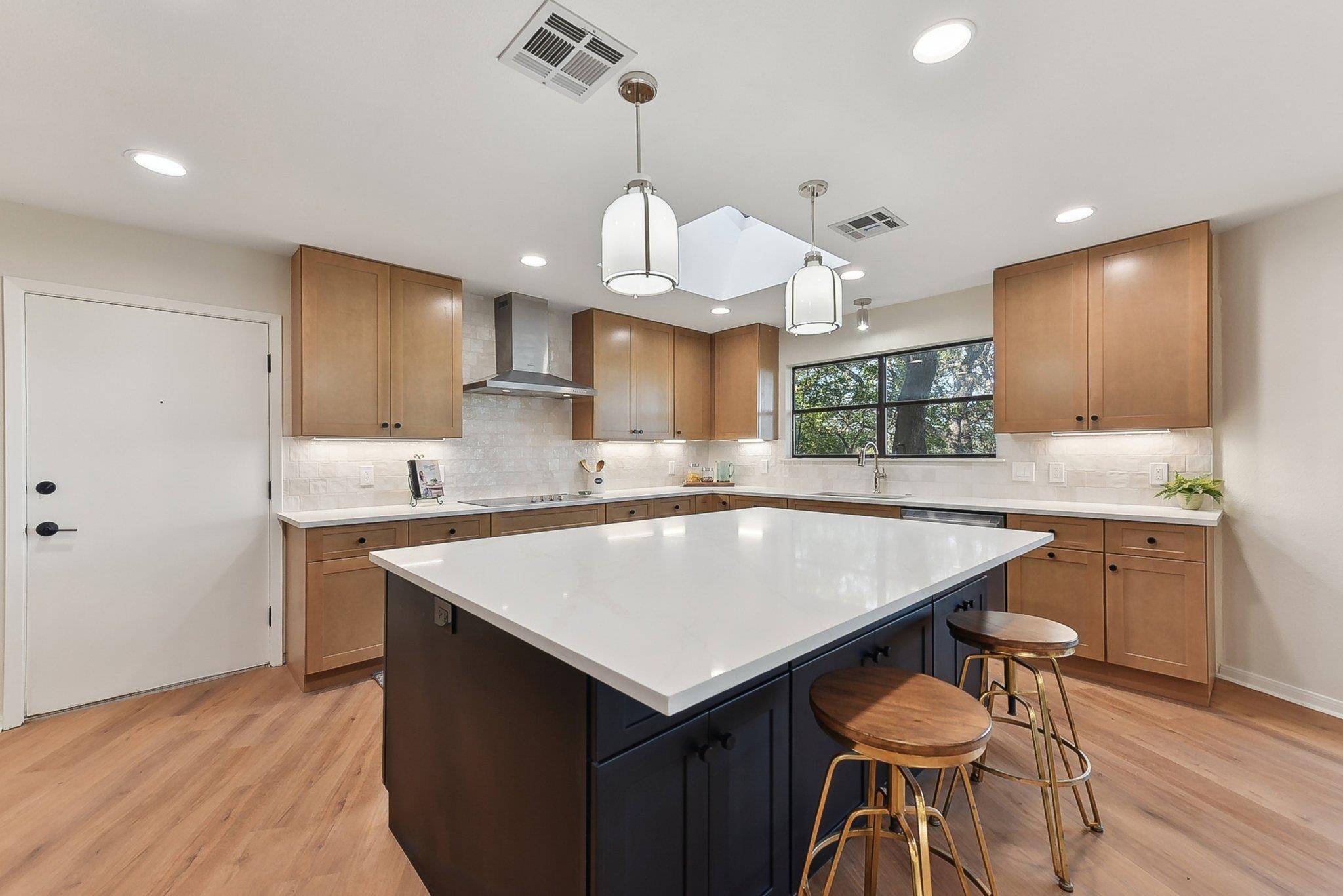 Wimberley, TX 78676,101 Mesa DR