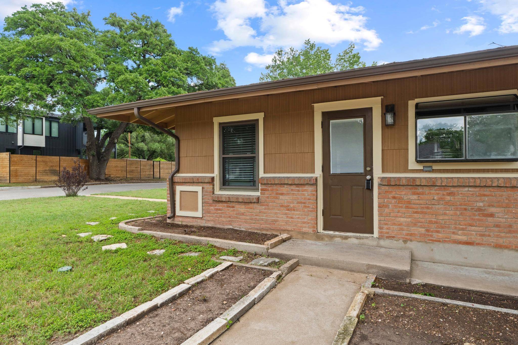 Austin, TX 78751,701 E 46th ST