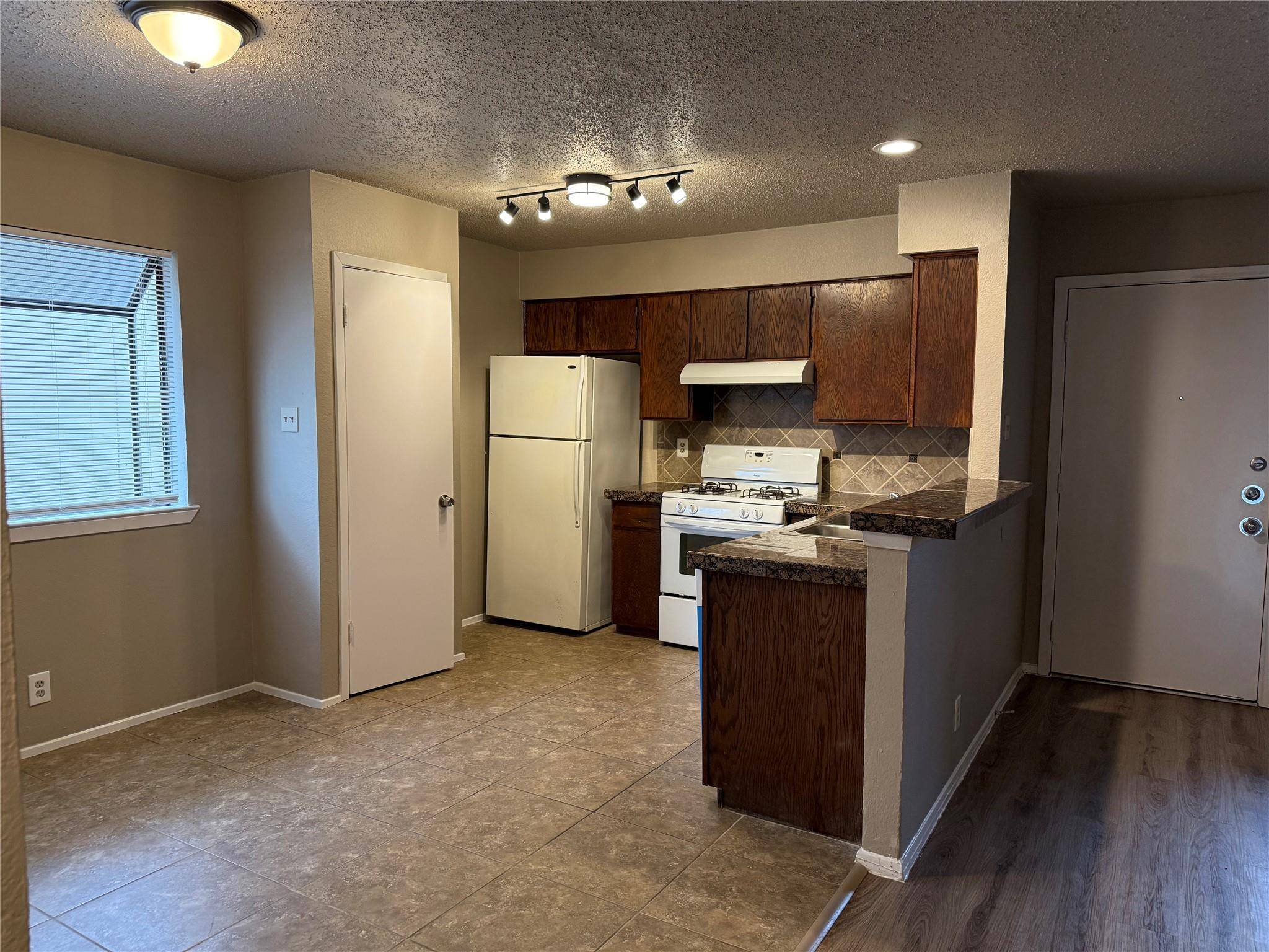 Austin, TX 78748,9810 Roxanna DR #D