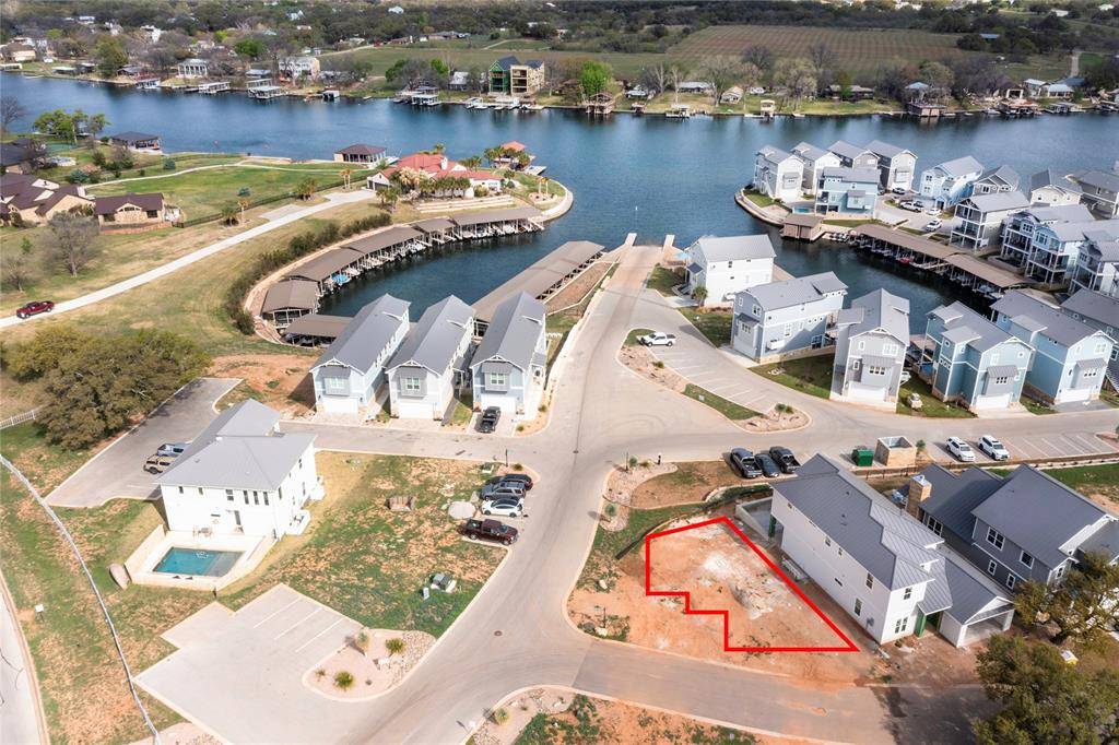 Kingsland, TX 78639,104 village view dr