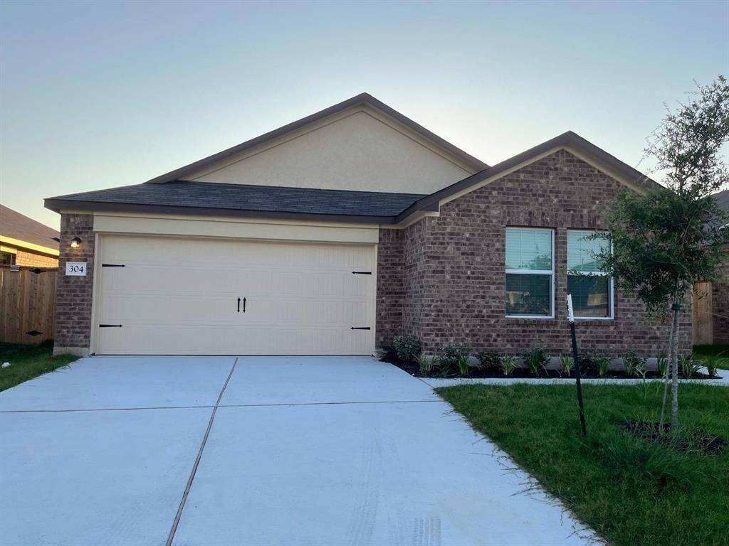 Hutto, TX 78634,304 Sebring CIR