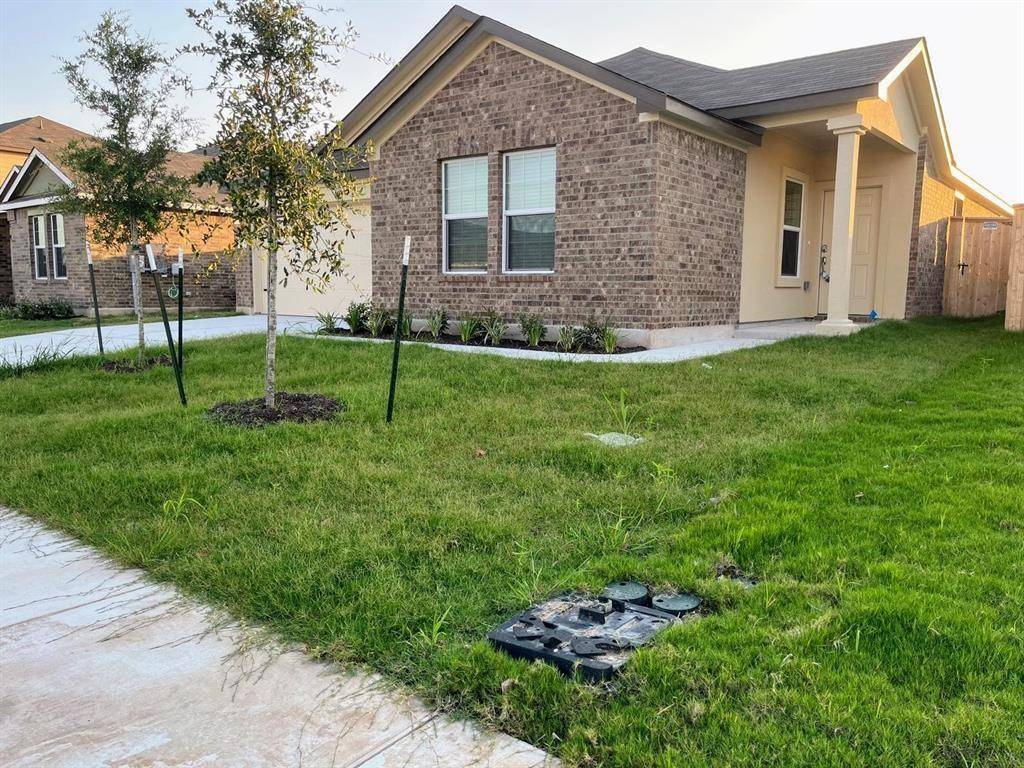 Hutto, TX 78634,304 Sebring CIR