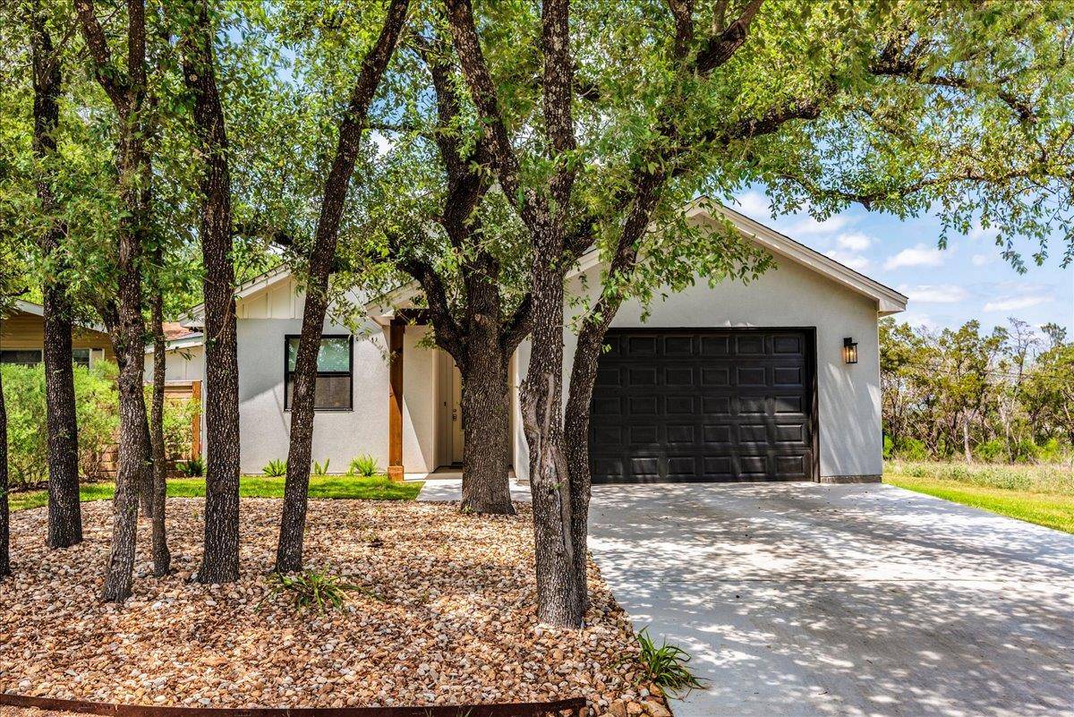 Cottonwood Shores, TX 78657,638 Oak LN