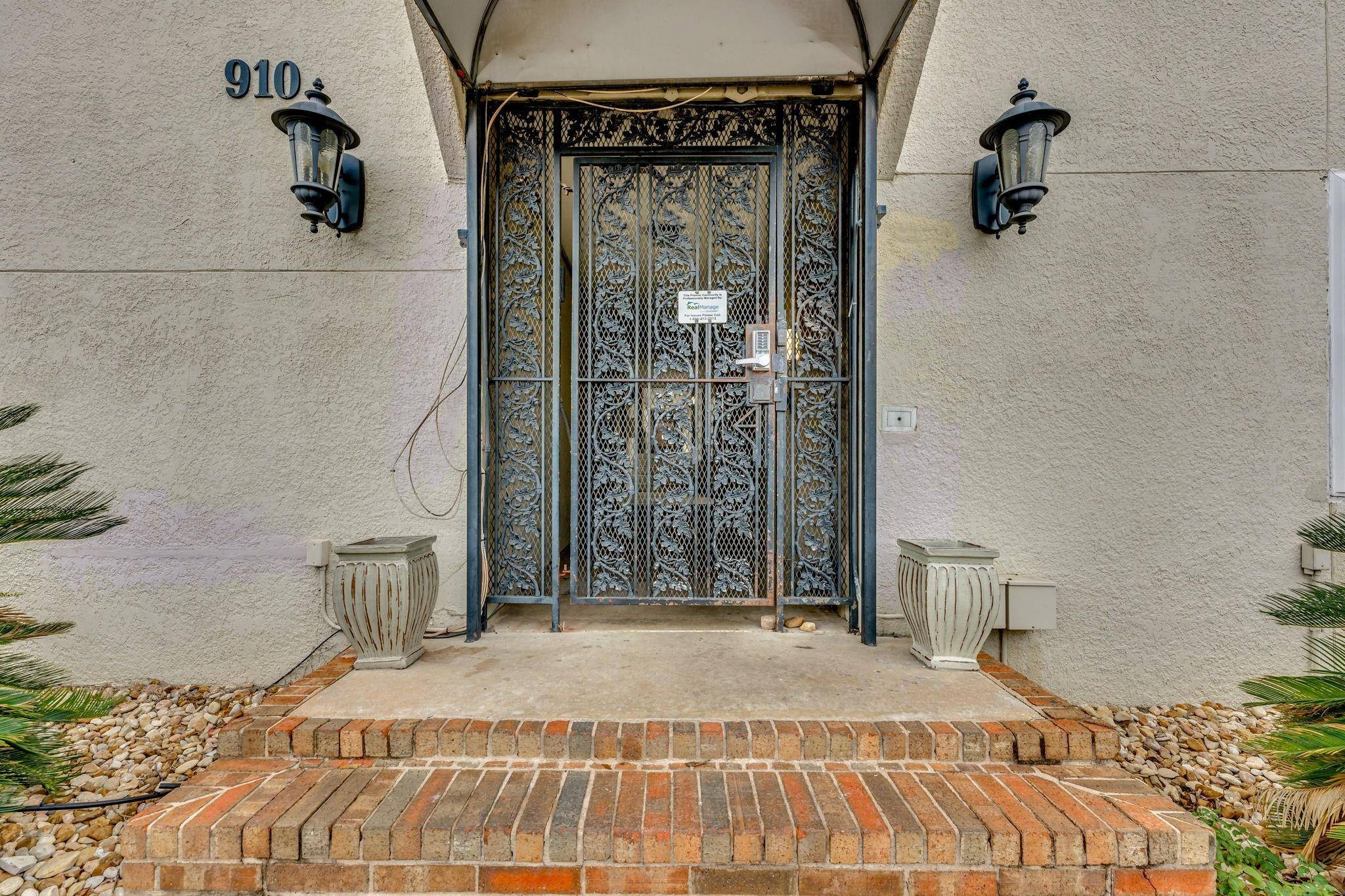 Austin, TX 78705,910 Duncan LN #50