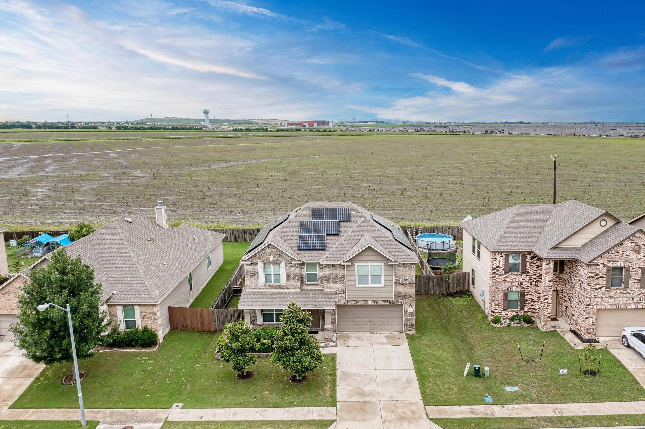 Hutto, TX 78634,136 Carrington ST