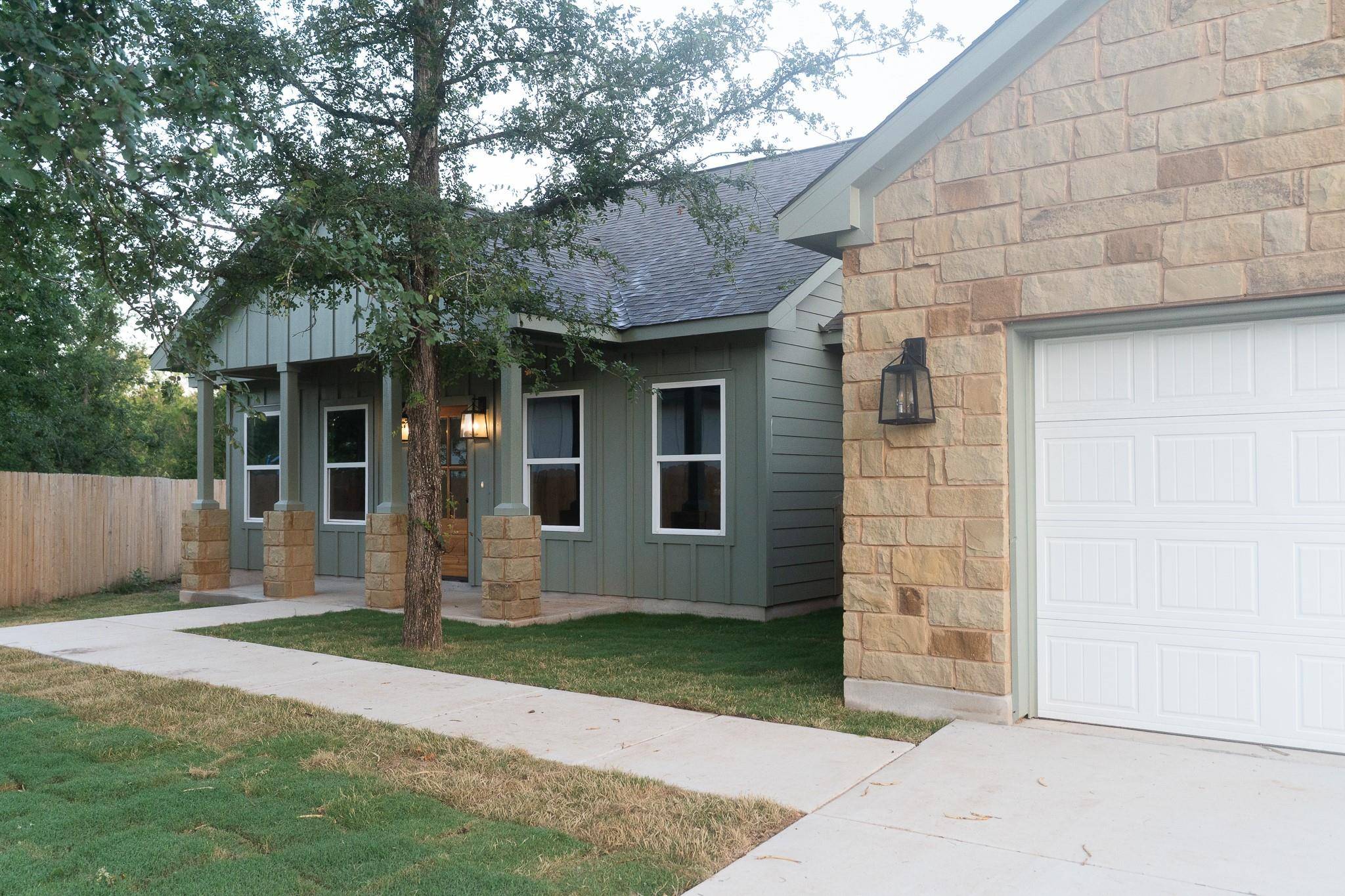 Bastrop, TX 78602,118 Kipapa CT