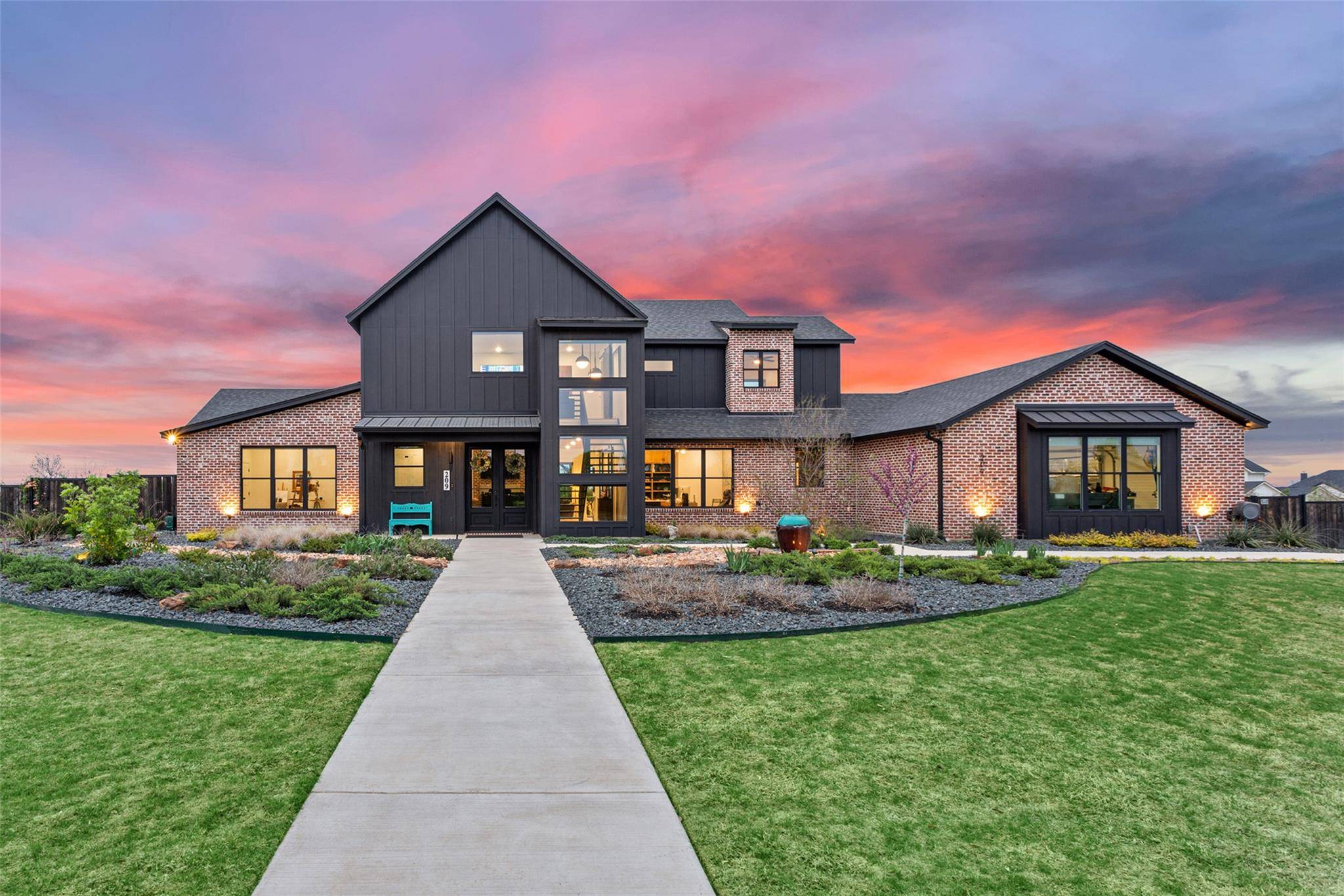 Belton, TX 76513,209 Glenview CIR