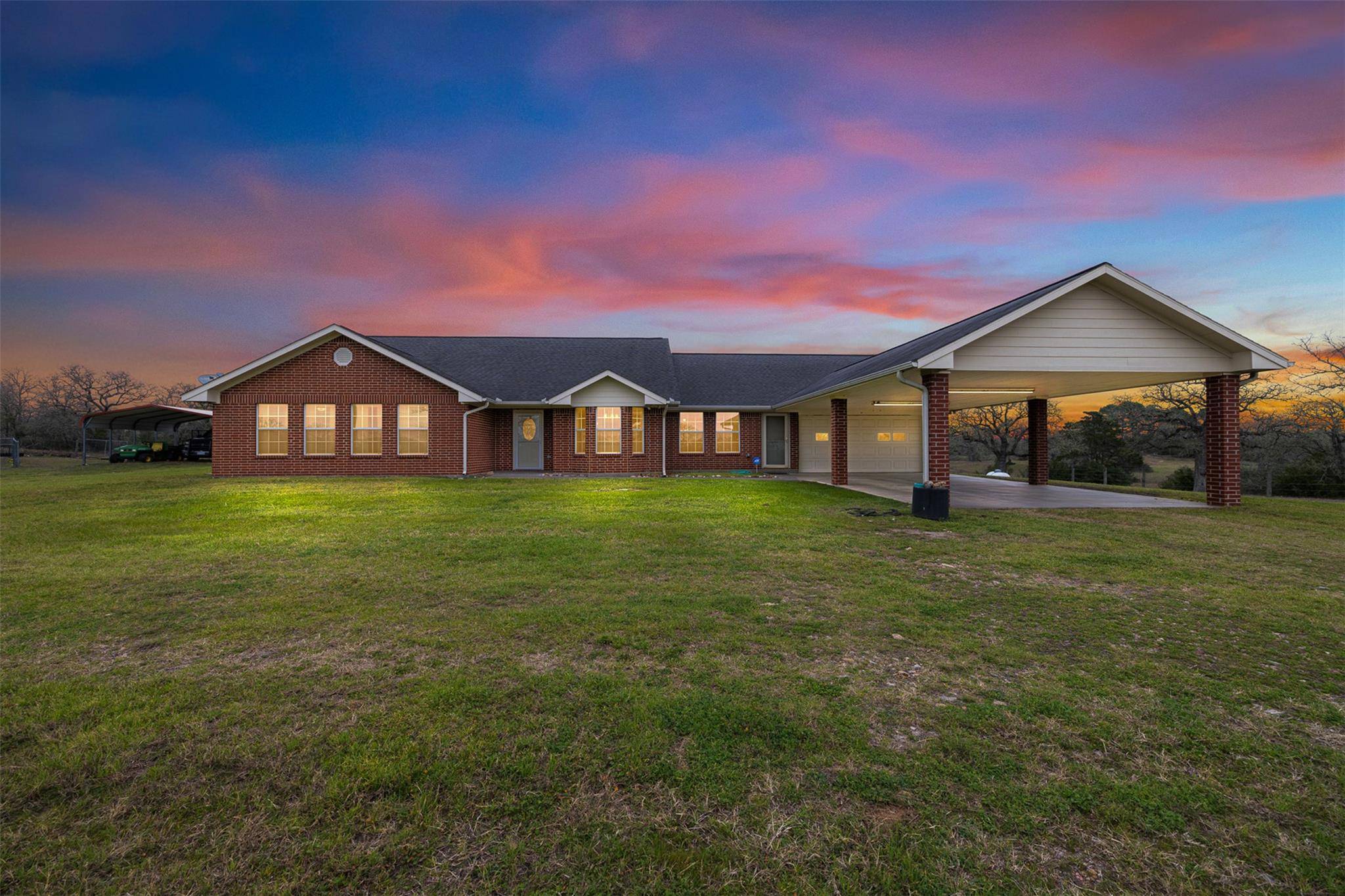 La Grange, TX 78945,7715 FM 153 HWY
