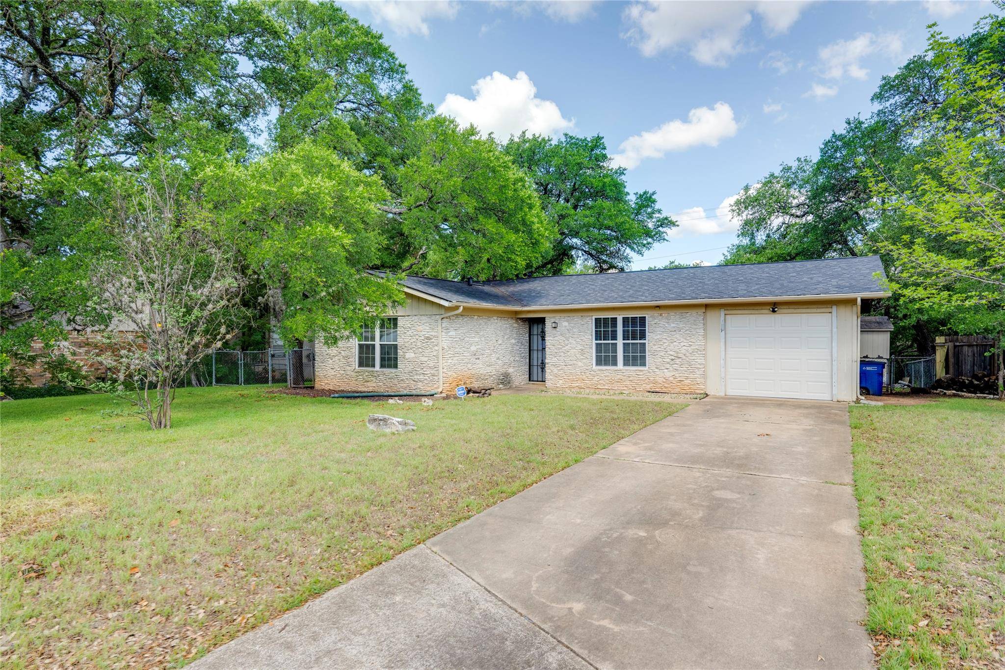 Austin, TX 78745,5414 Buffalo PASS