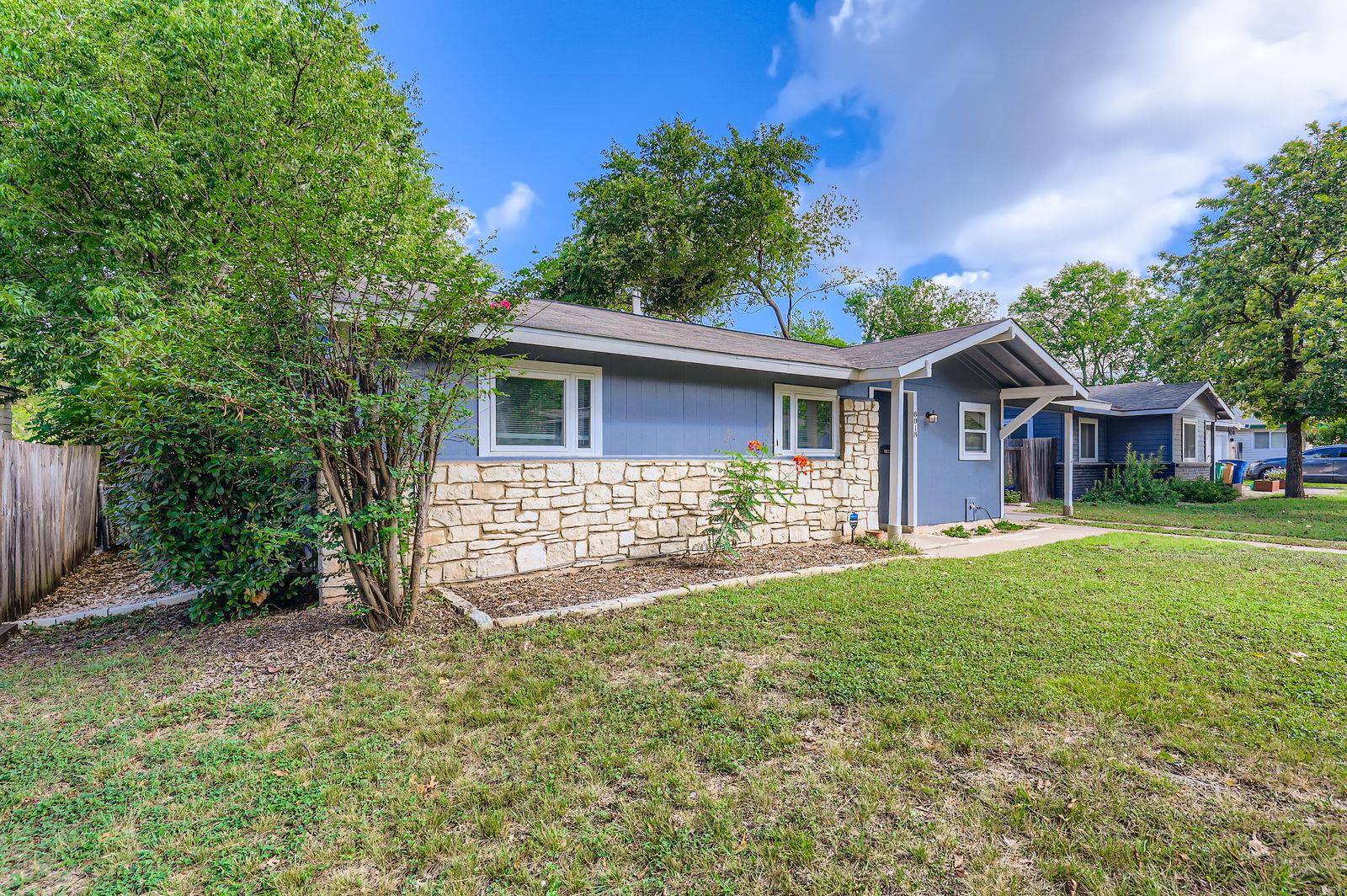 Austin, TX 78757,8018 Rockwood LN