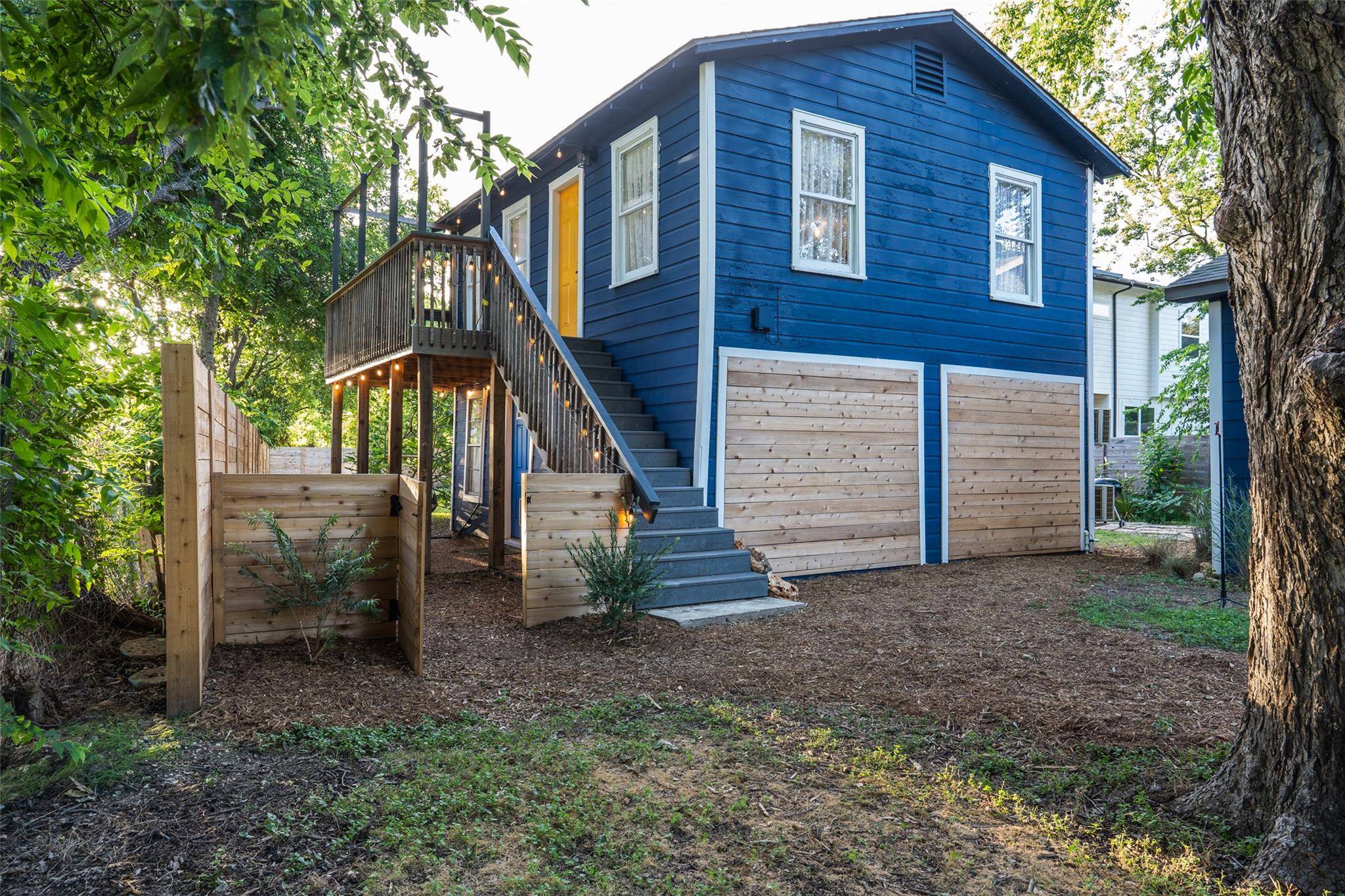 Austin, TX 78721,1148 Gunter ST #A & B