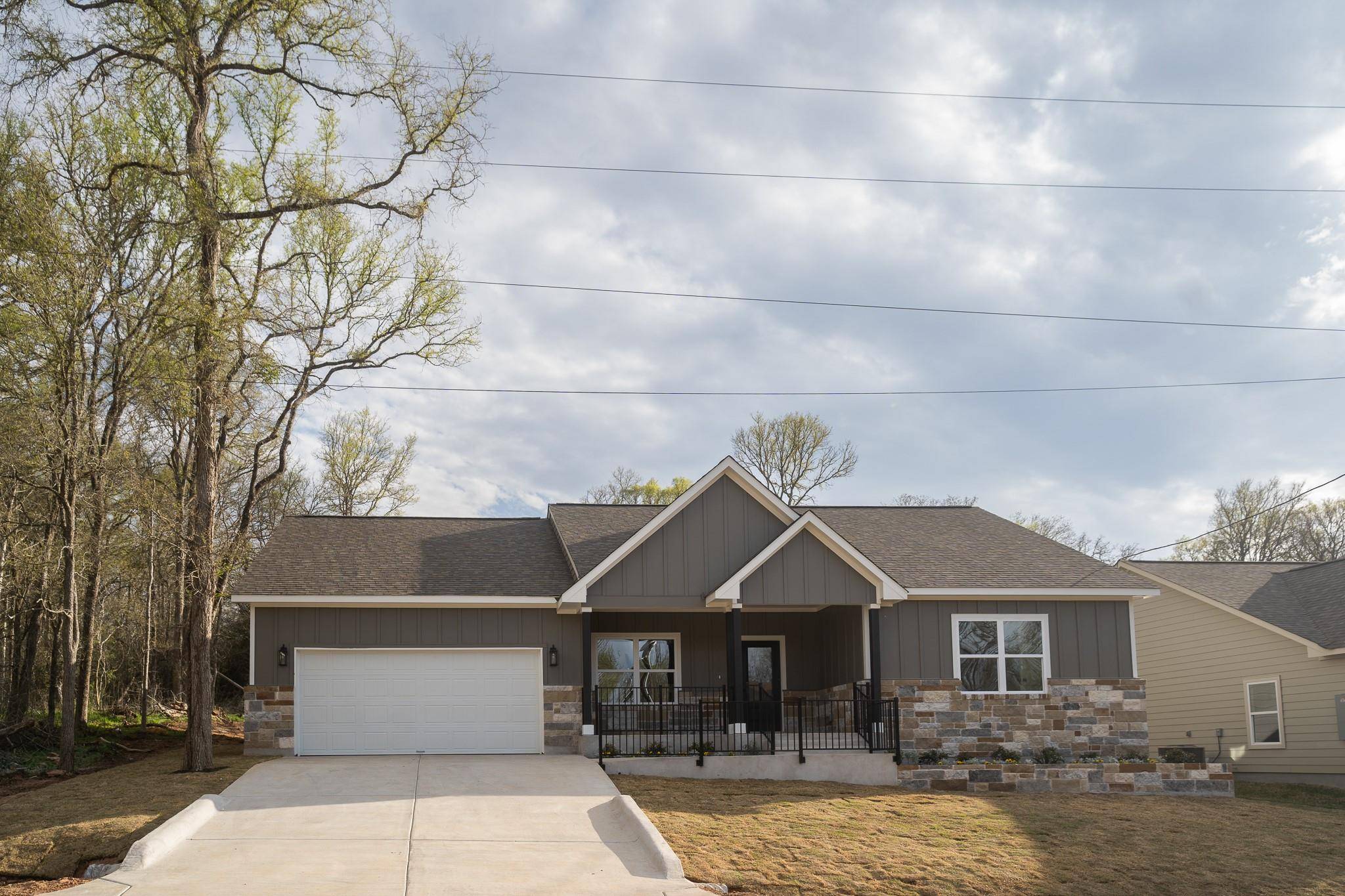 Bastrop, TX 78602,115 Hilea CT