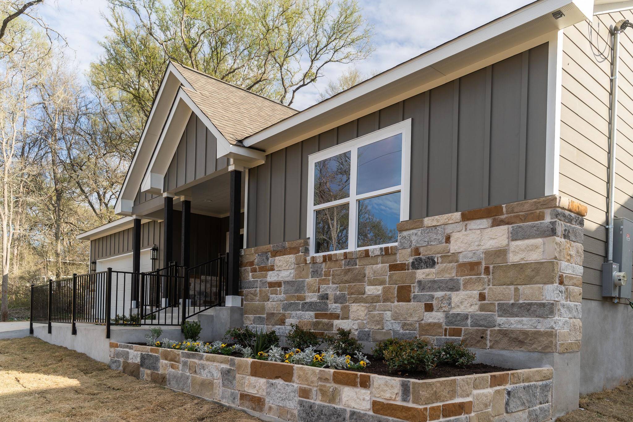 Bastrop, TX 78602,115 Hilea CT