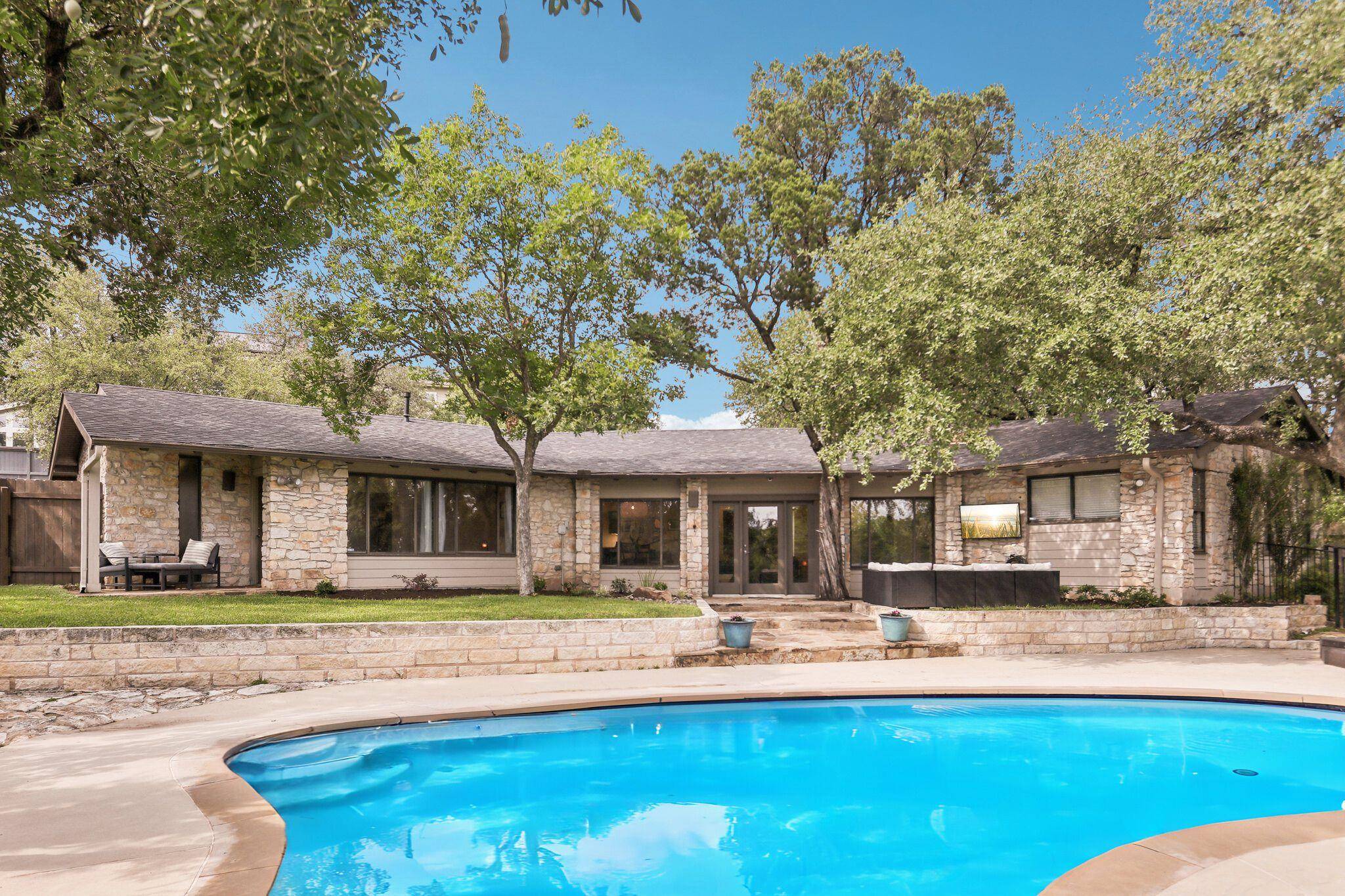 Austin, TX 78731,3902 Knollwood DR #A