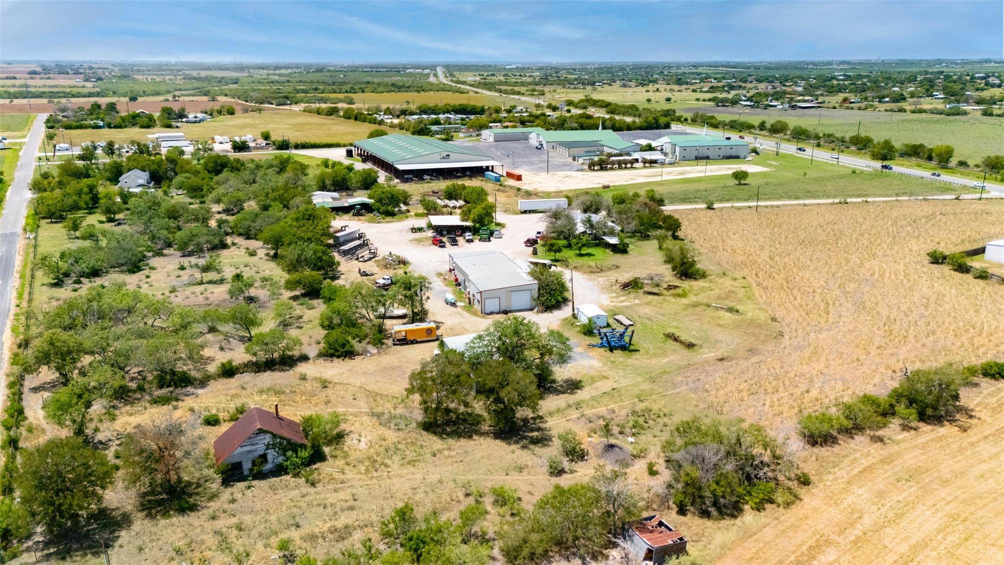 Marion, TX 78124,931 FM 78 HWY