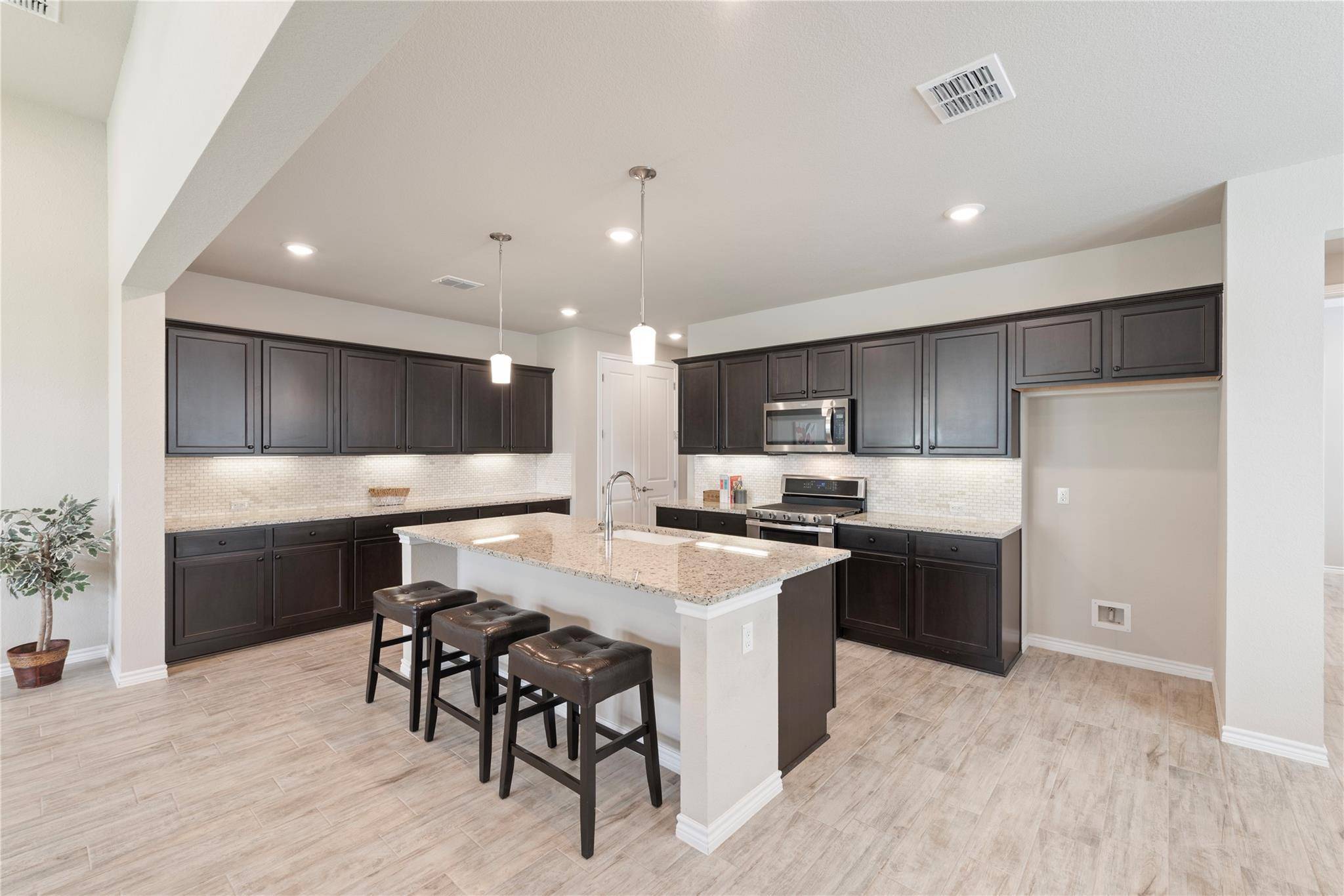 San Marcos, TX 78666,121 Bolivar WAY #101