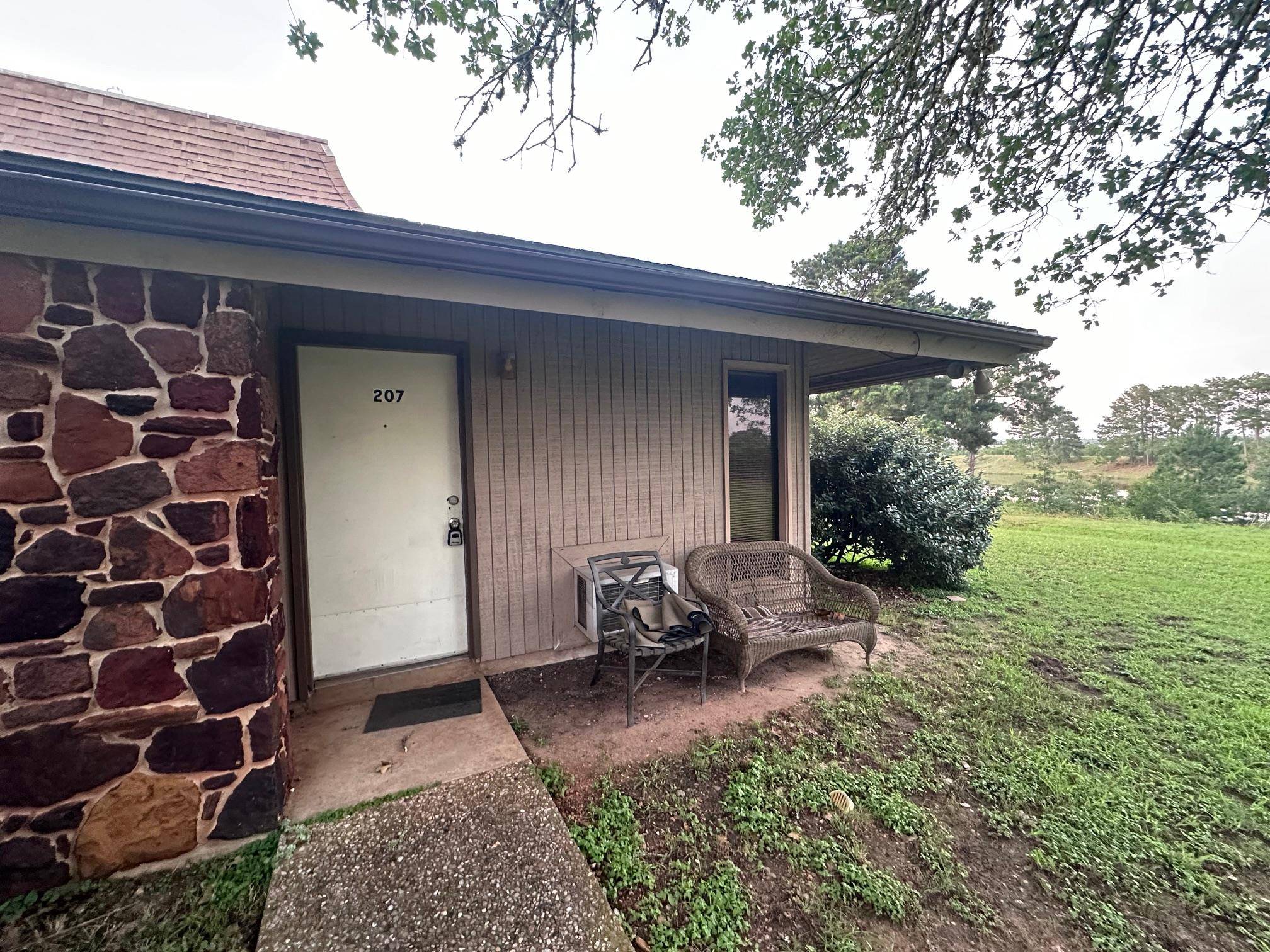Bastrop, TX 78602,126 Conference DR #207