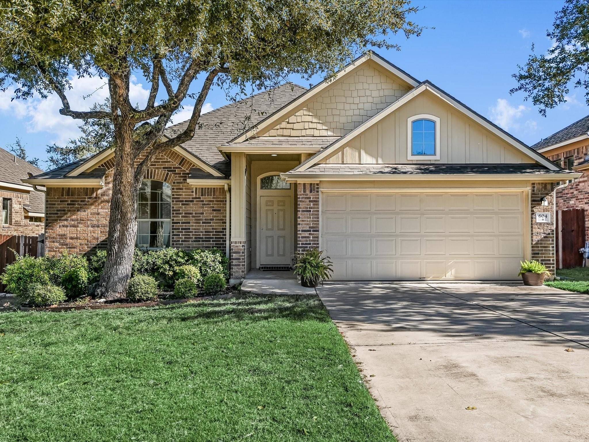 Leander, TX 78641,604 Cerezo DR