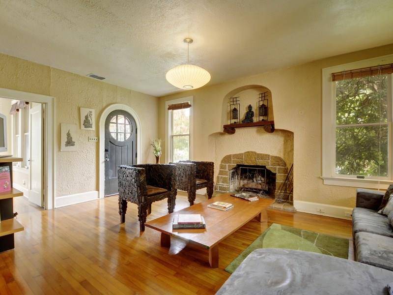 Austin, TX 78705,102 LAUREL LN