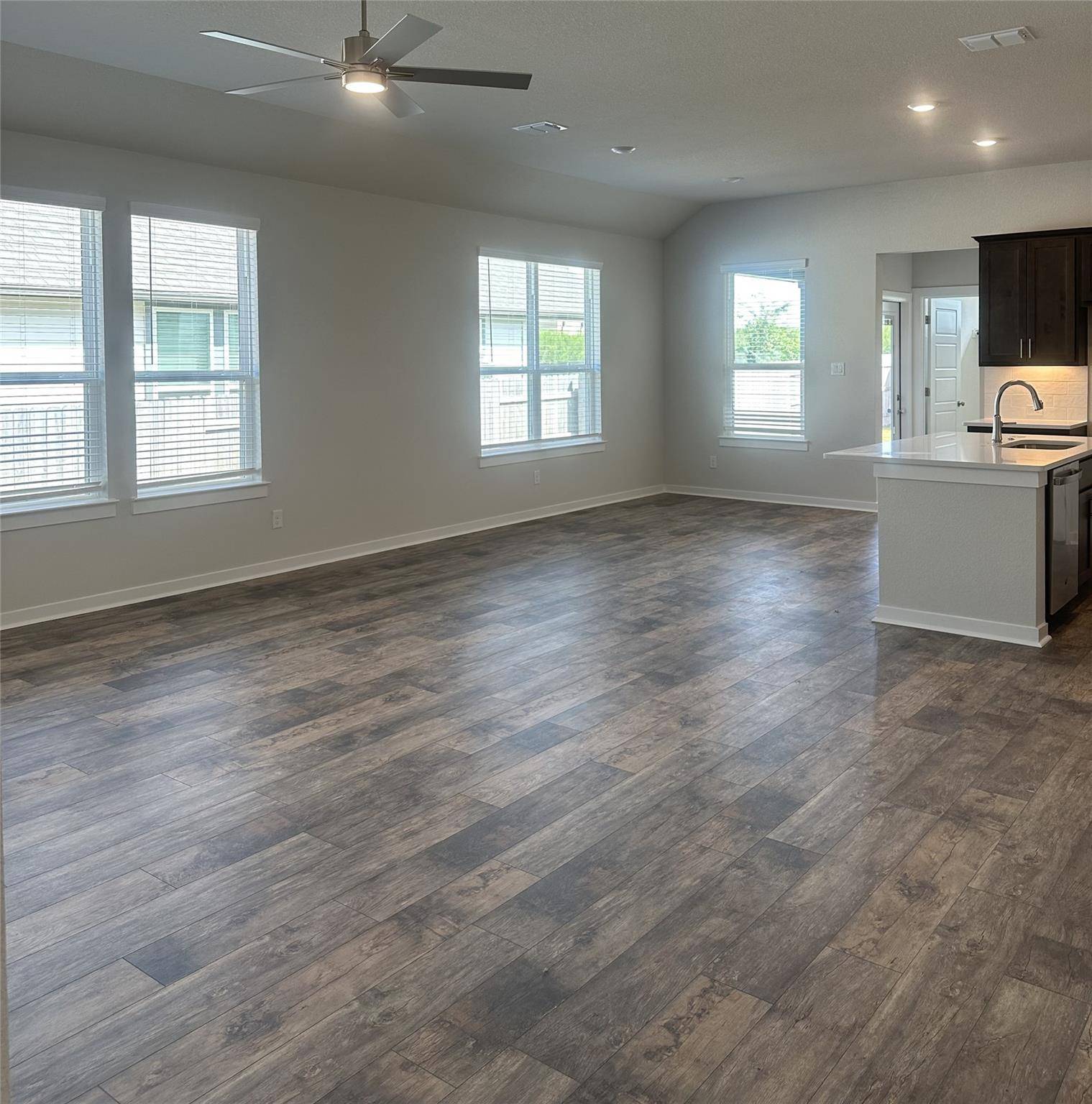 San Marcos, TX 78666,240 Camino Verde DR