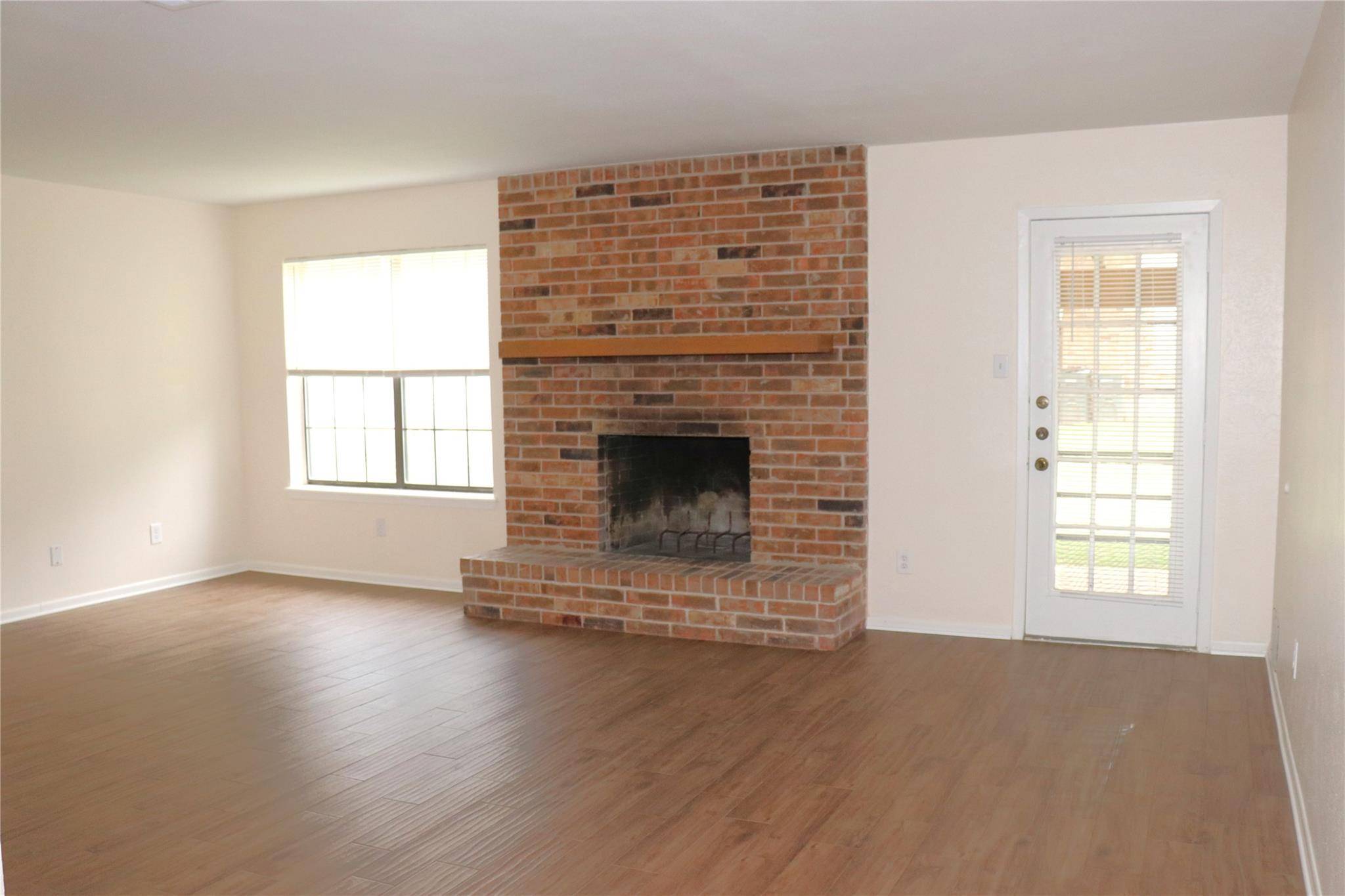 Georgetown, TX 78628,1204 Leander RD #B
