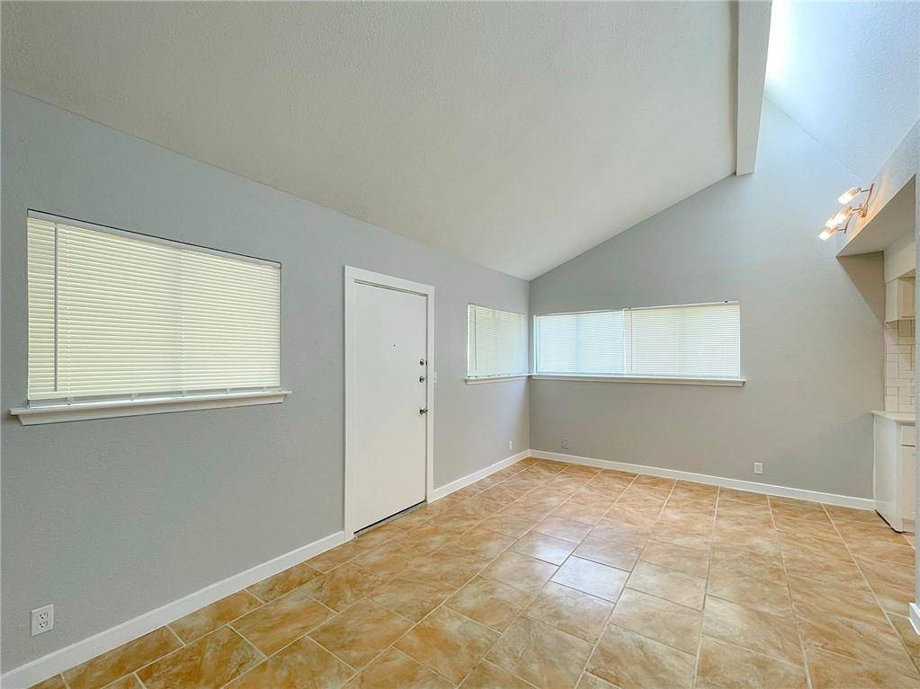 Austin, TX 78701,1600 West Ave #27