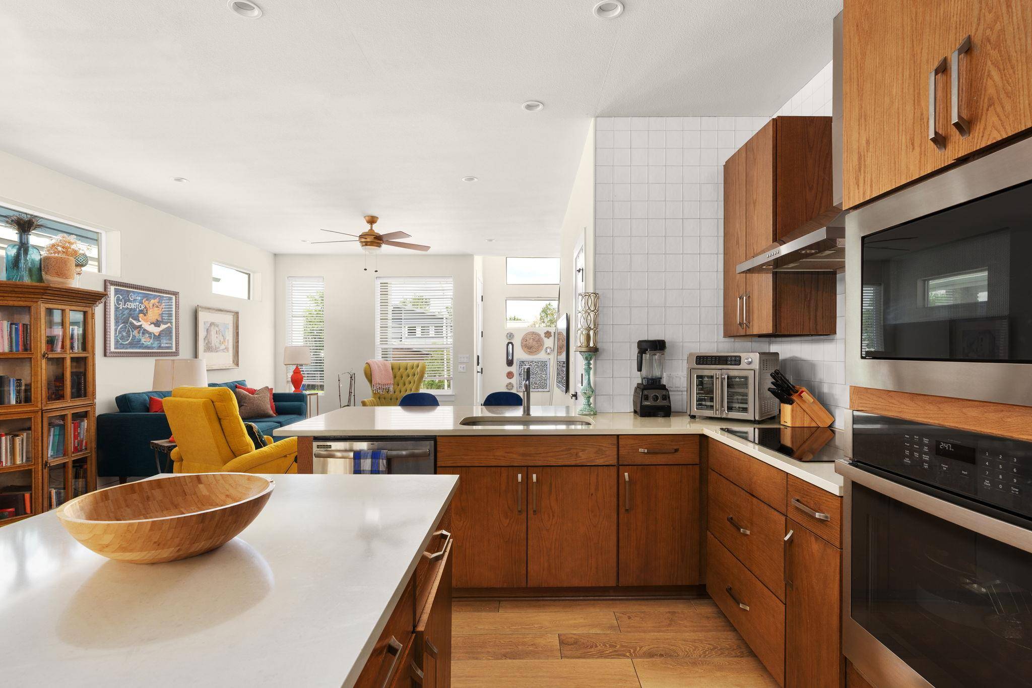 Austin, TX 78721,5112 Rob Scott ST