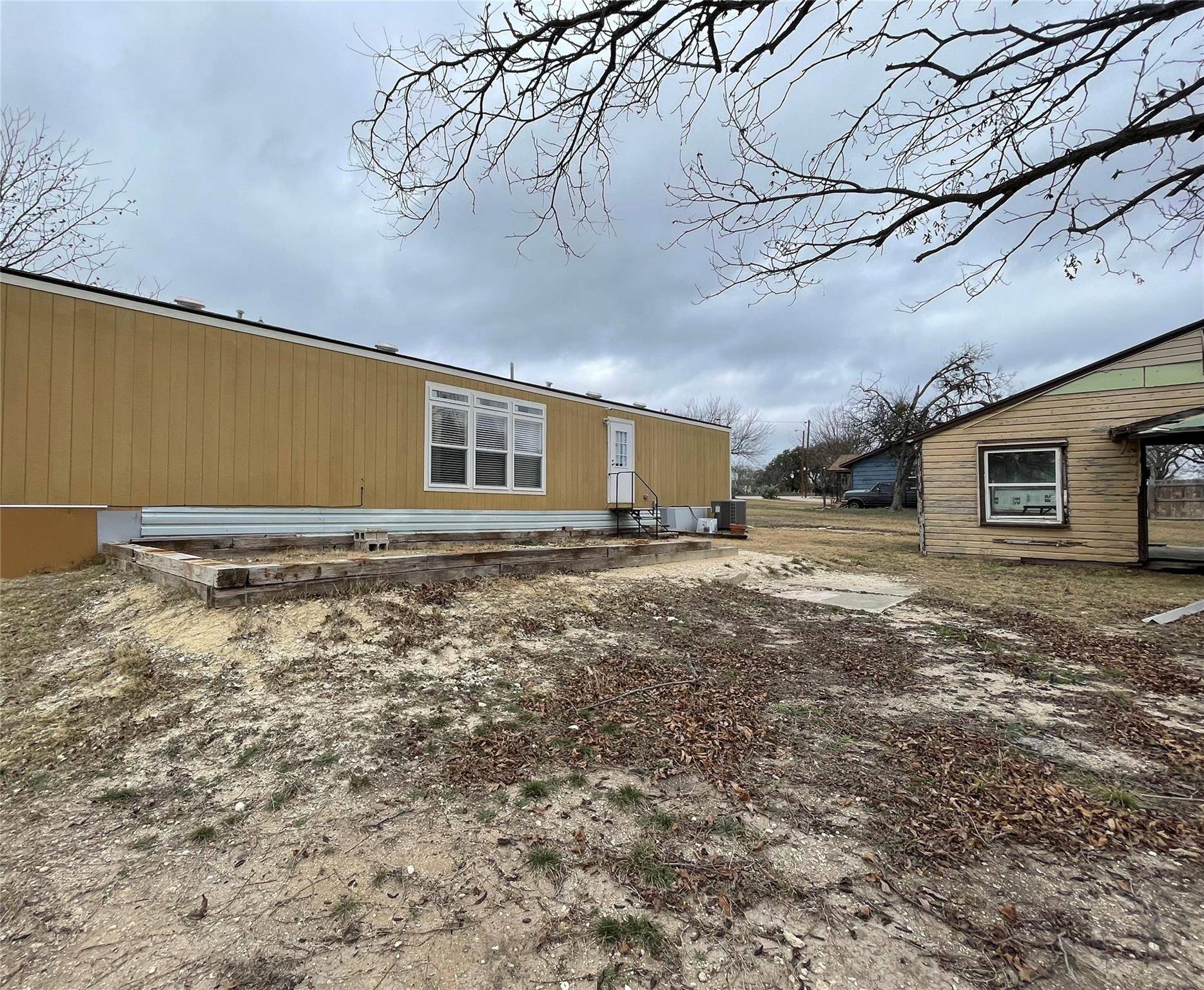 Lometa, TX 76853,349 9th ST
