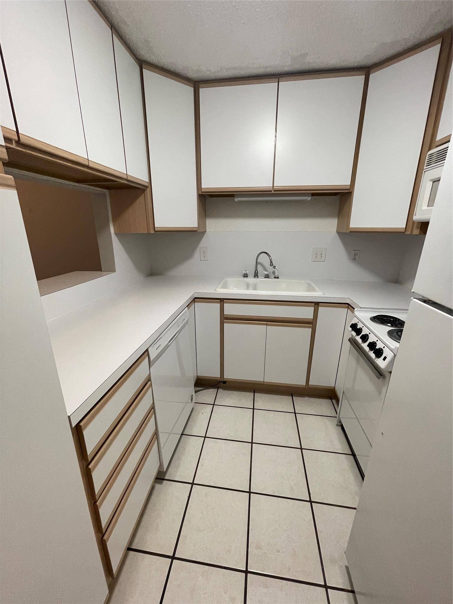 Horseshoe Bay, TX 78657,1206 Hi Stirrup #300