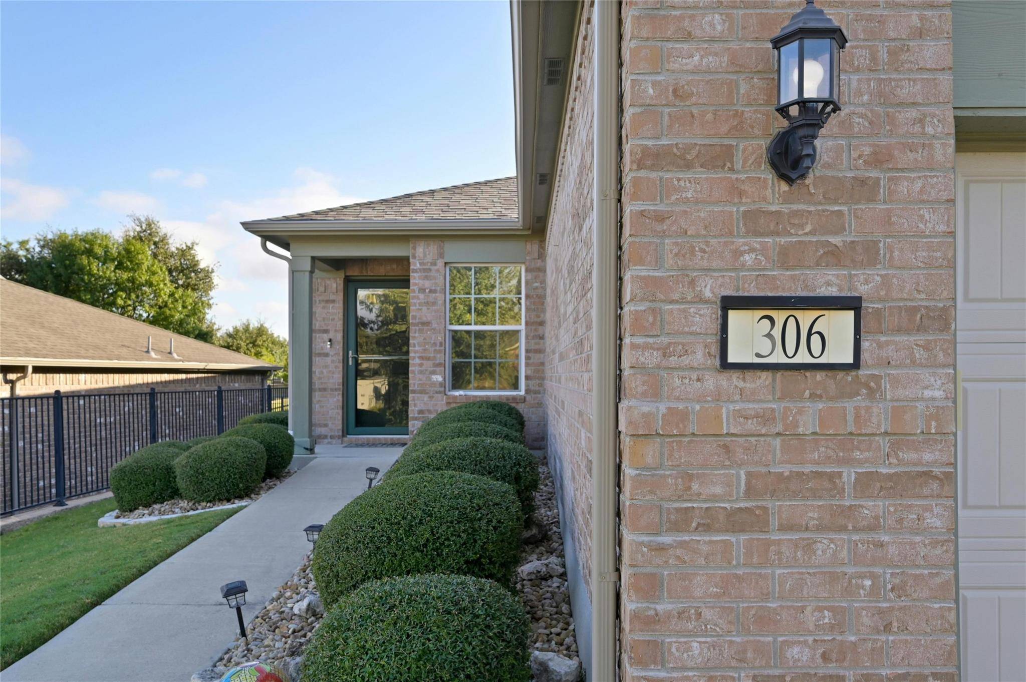 Georgetown, TX 78633,306 Kickapoo Creek LN