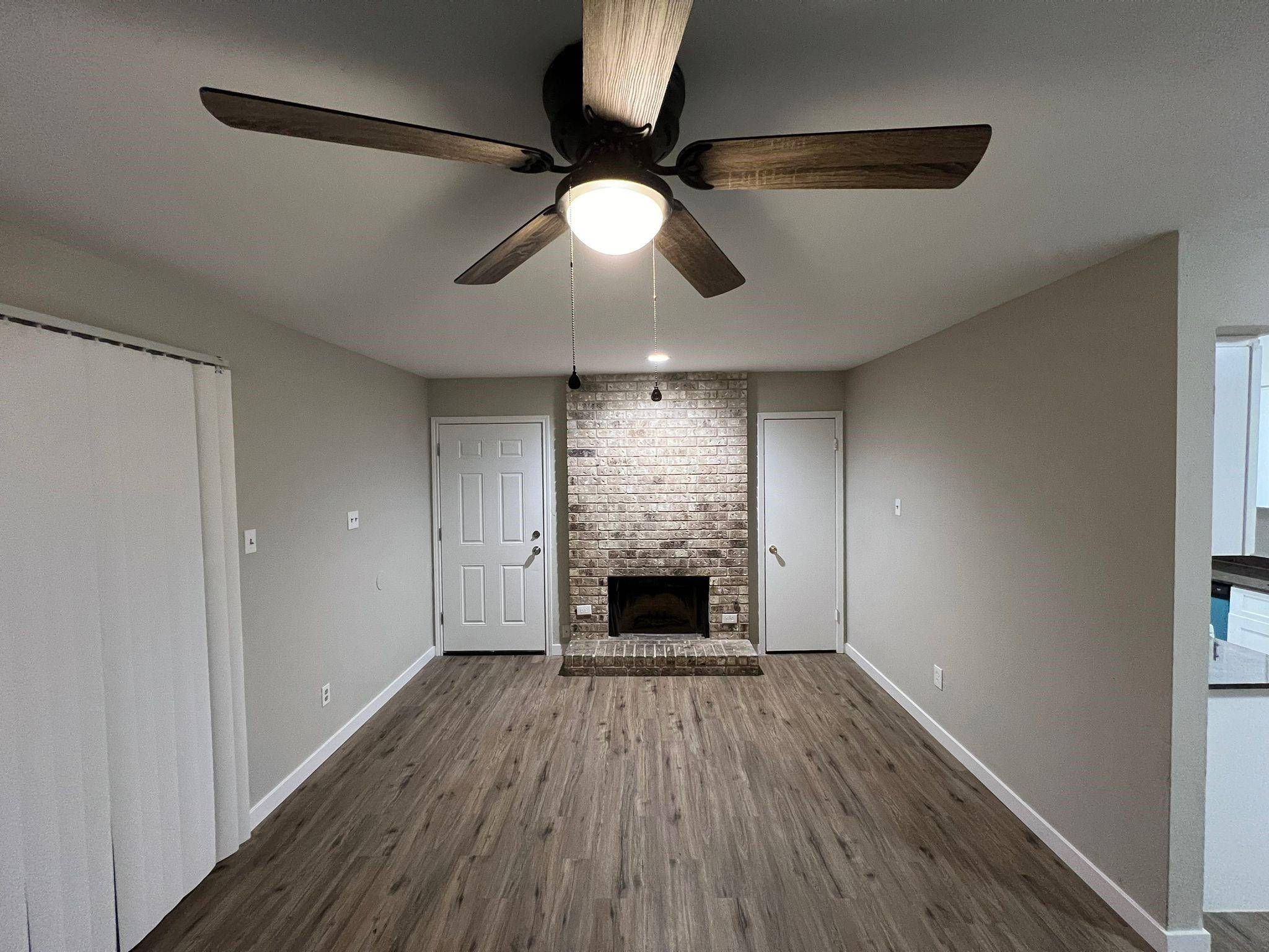 Austin, TX 78744,5004 Mashie CV #B