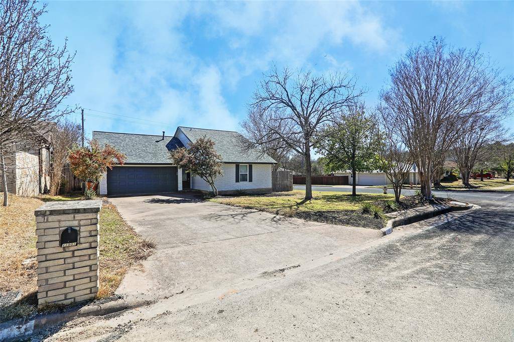 Austin, TX 78759,11501 Oak Knoll DR