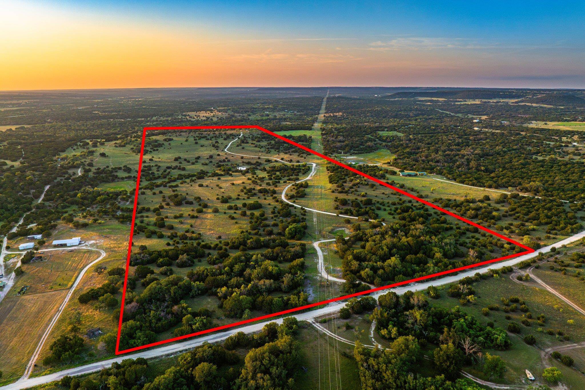 Lampasas, TX 76550,1305 County Road 3800