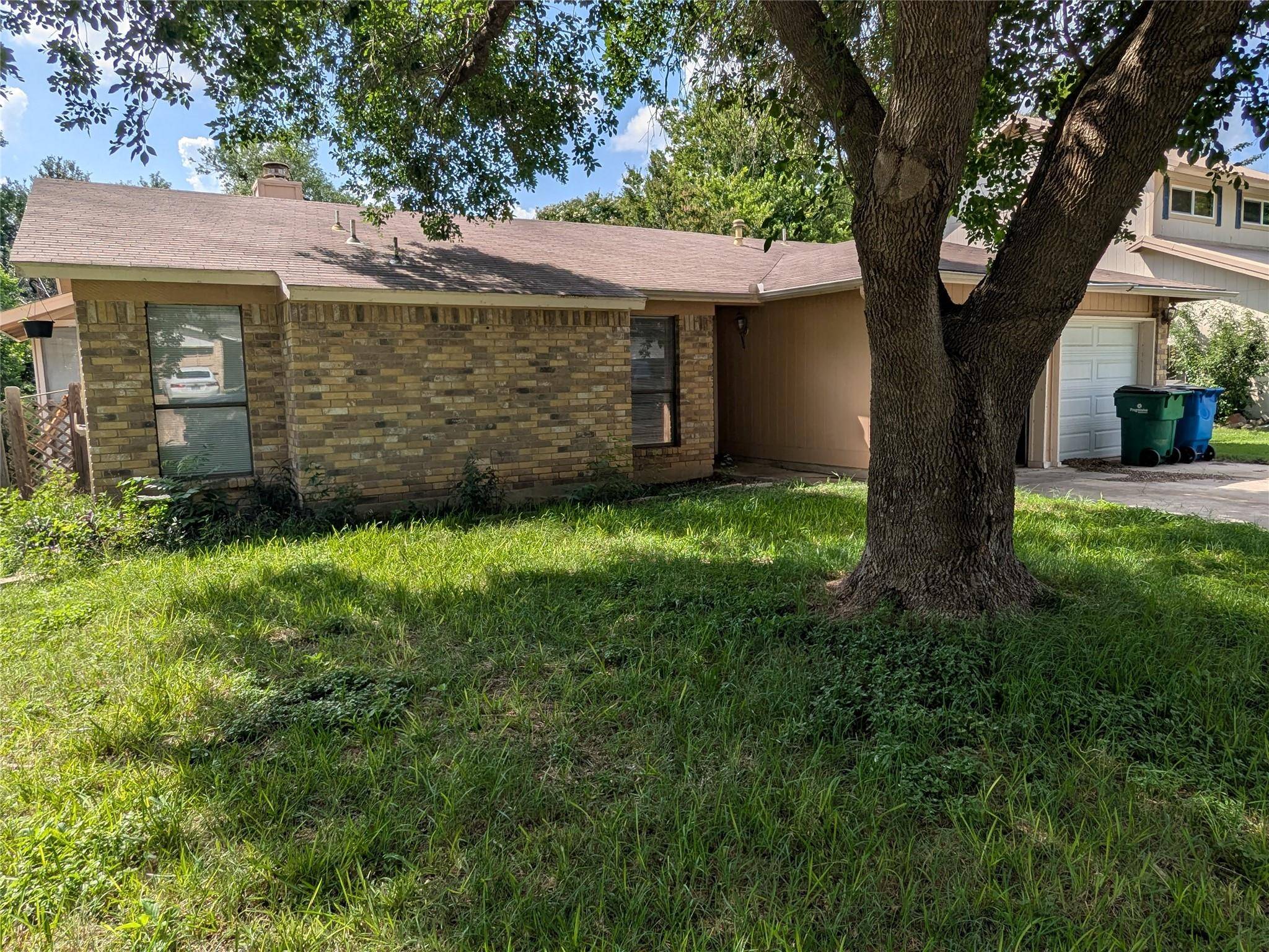 Taylor, TX 76574,2005 Holly Springs DR