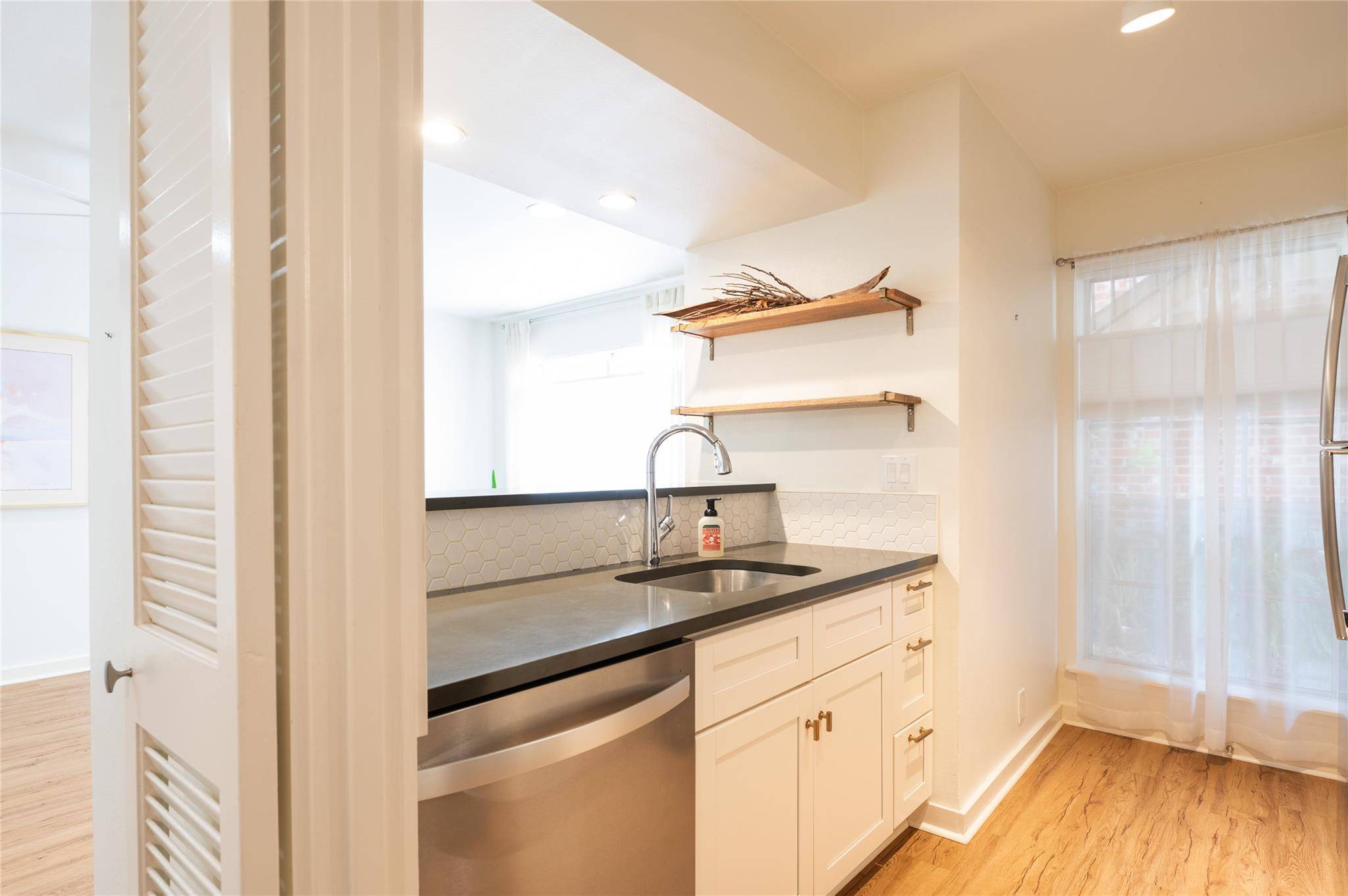 Austin, TX 78757,7920 Rockwood LN #142