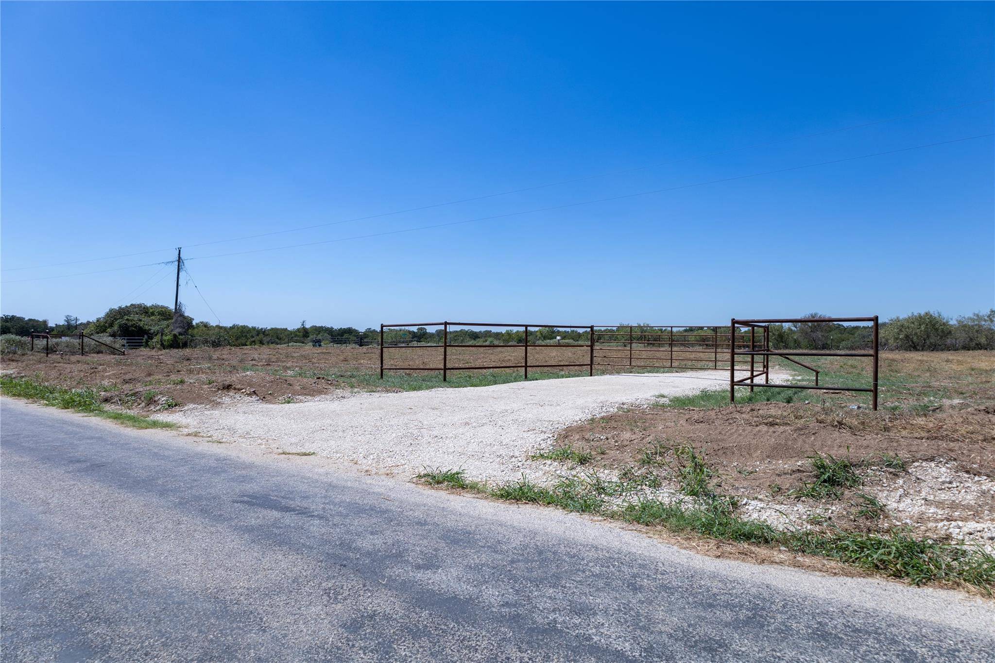 Lockhart, TX 78616,103 Spanish Oak RD