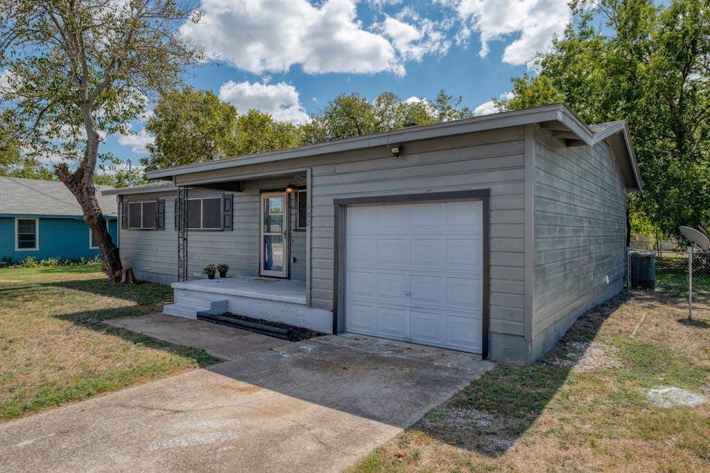 Copperas Cove, TX 76522,102 E Robertson Ave